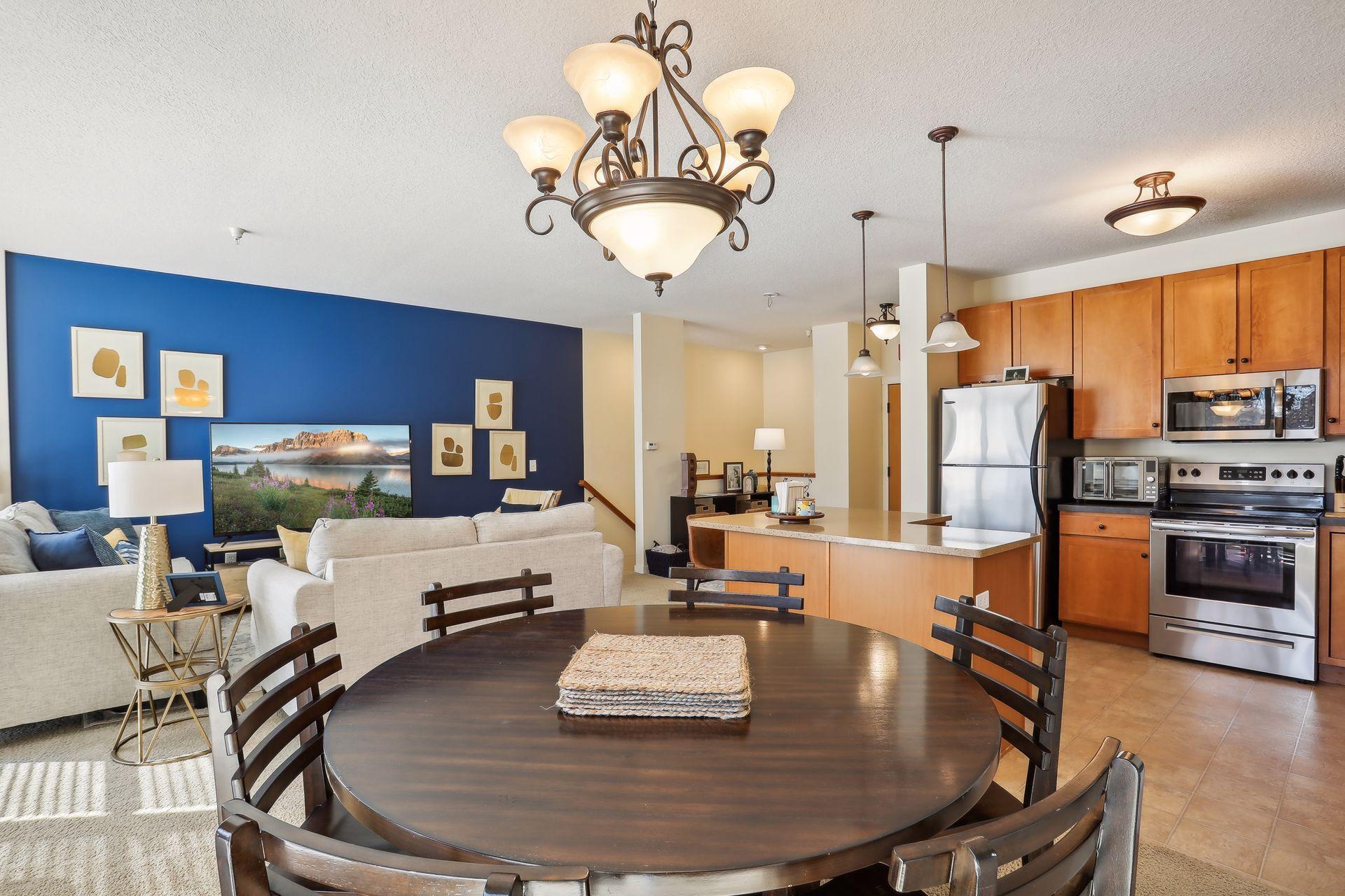 1070 Grandview Court NE Unit: 311