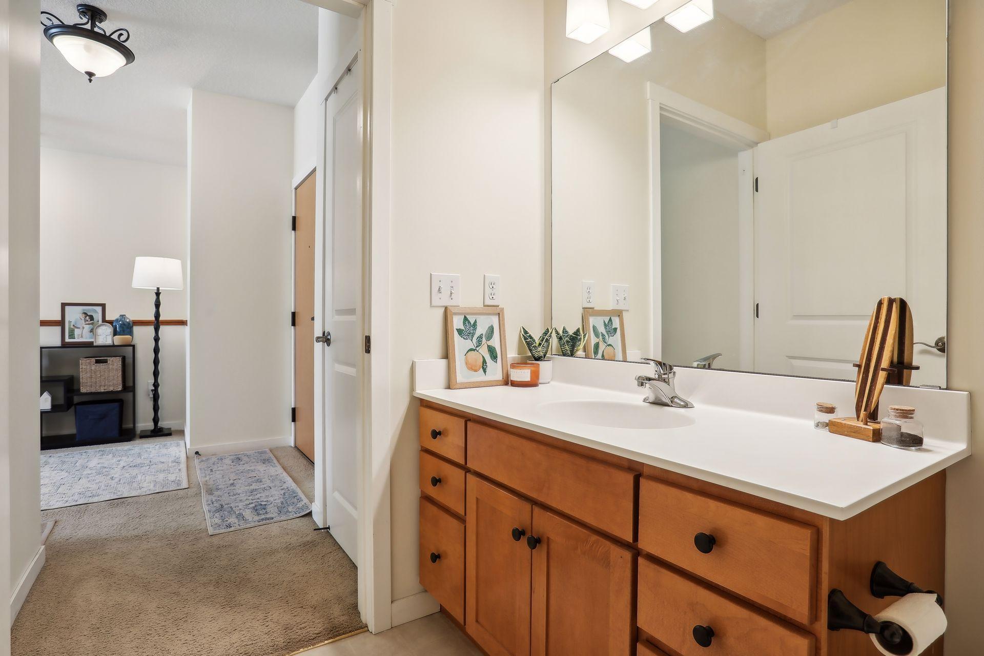 1070 Grandview Court NE Unit: 311