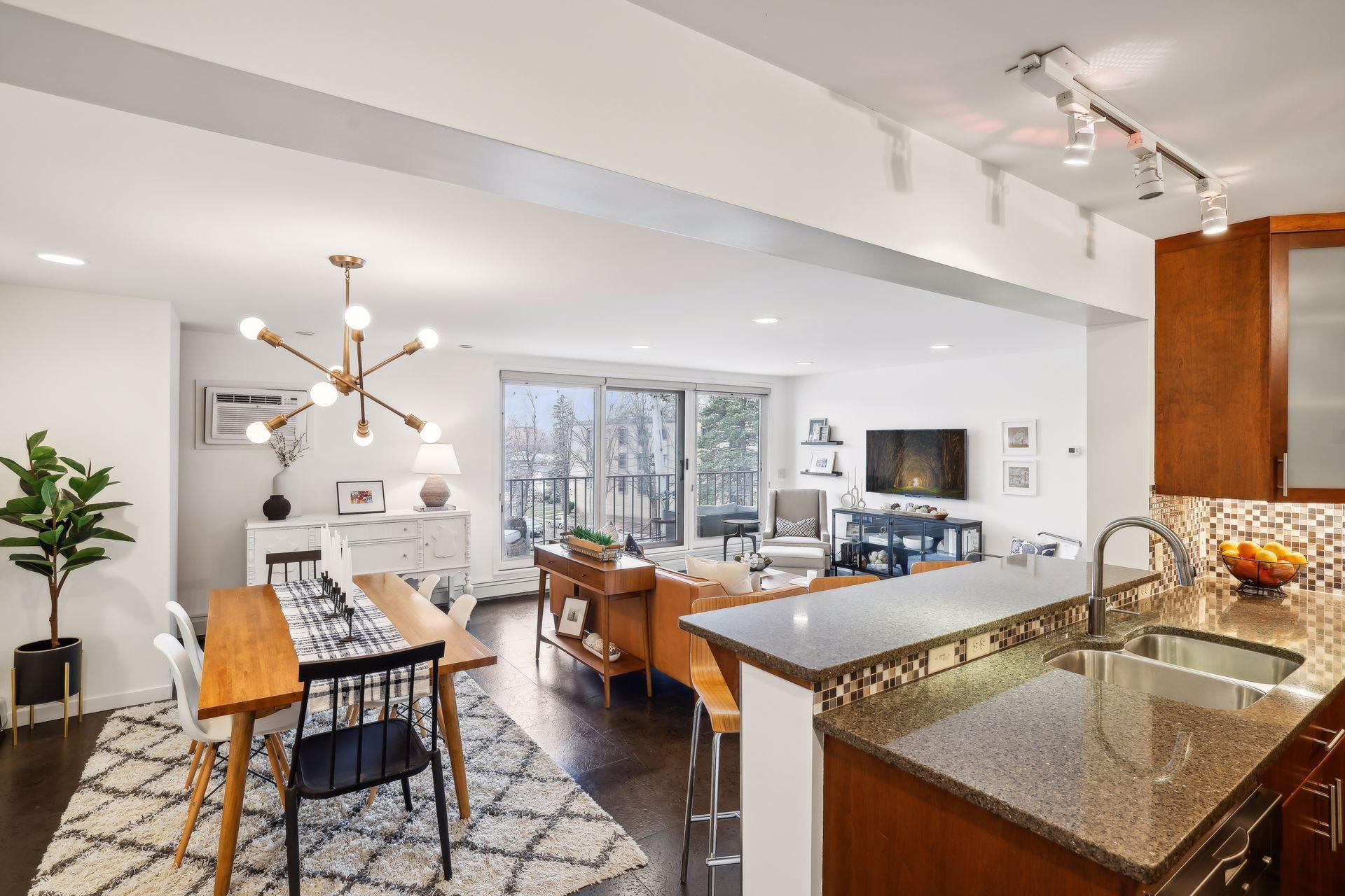 4625 Minnetonka Boulevard Unit: 206