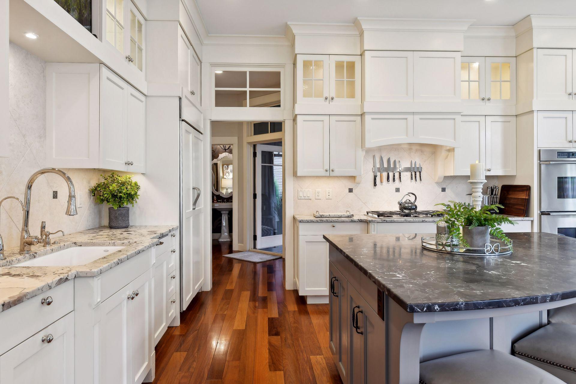 2227 Portico Green