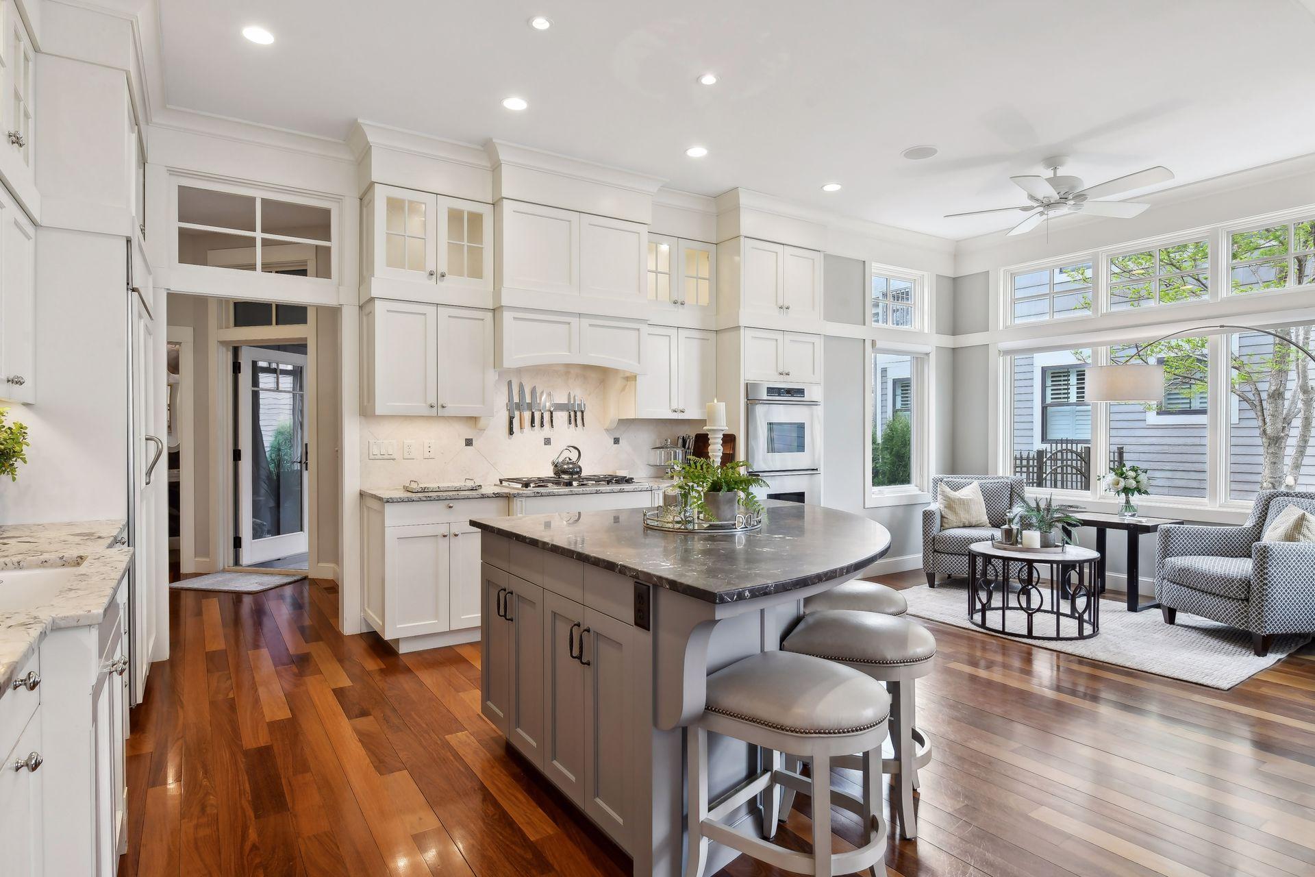 2227 Portico Green