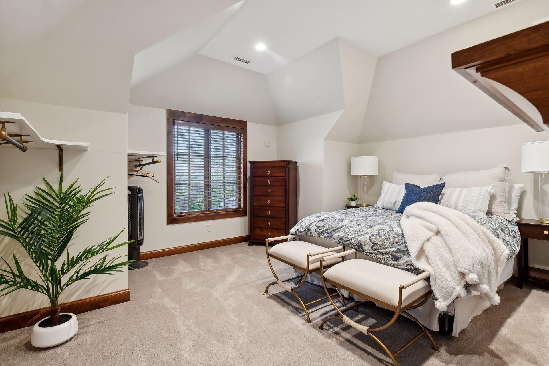 2227 Portico Green