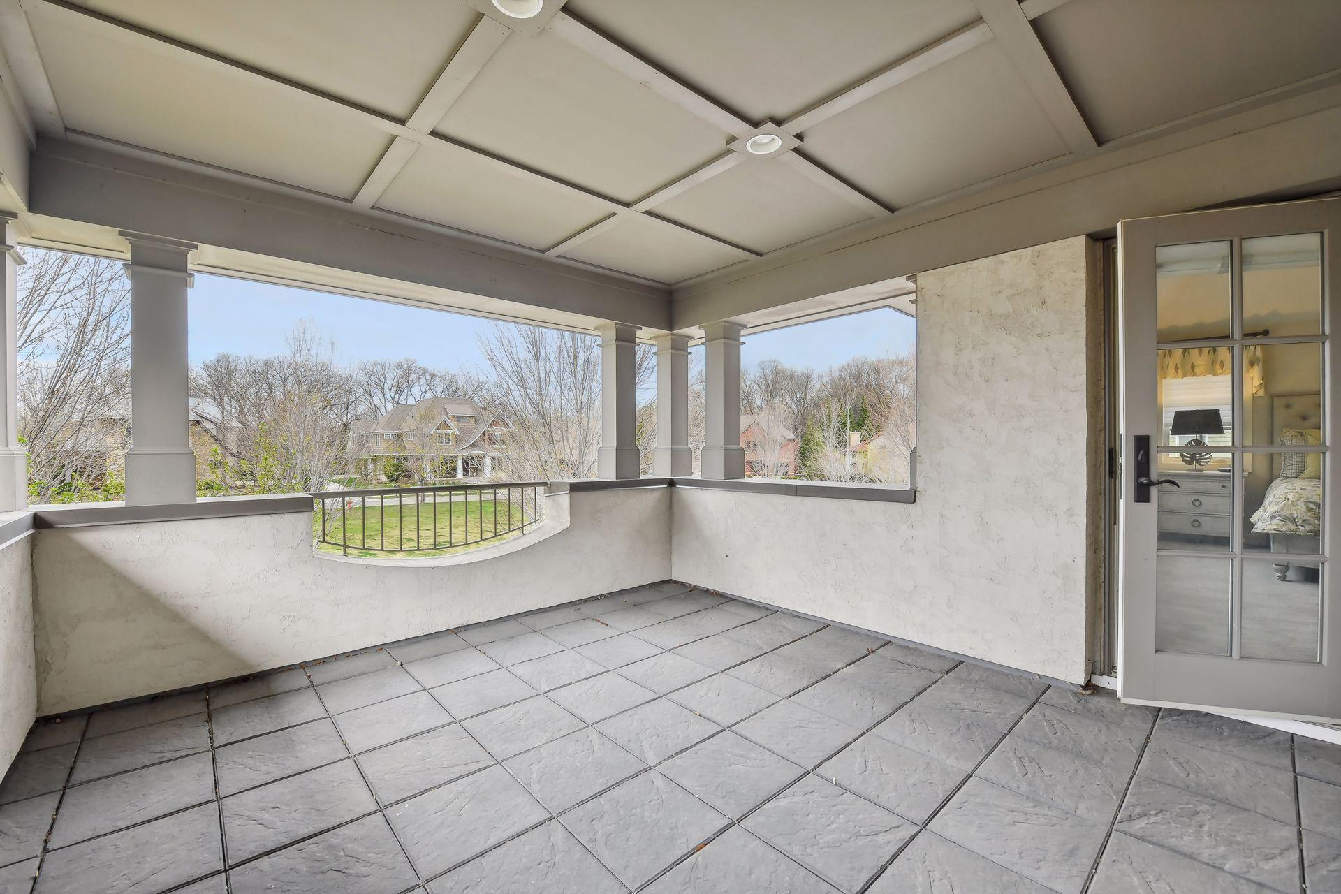 2227 Portico Green