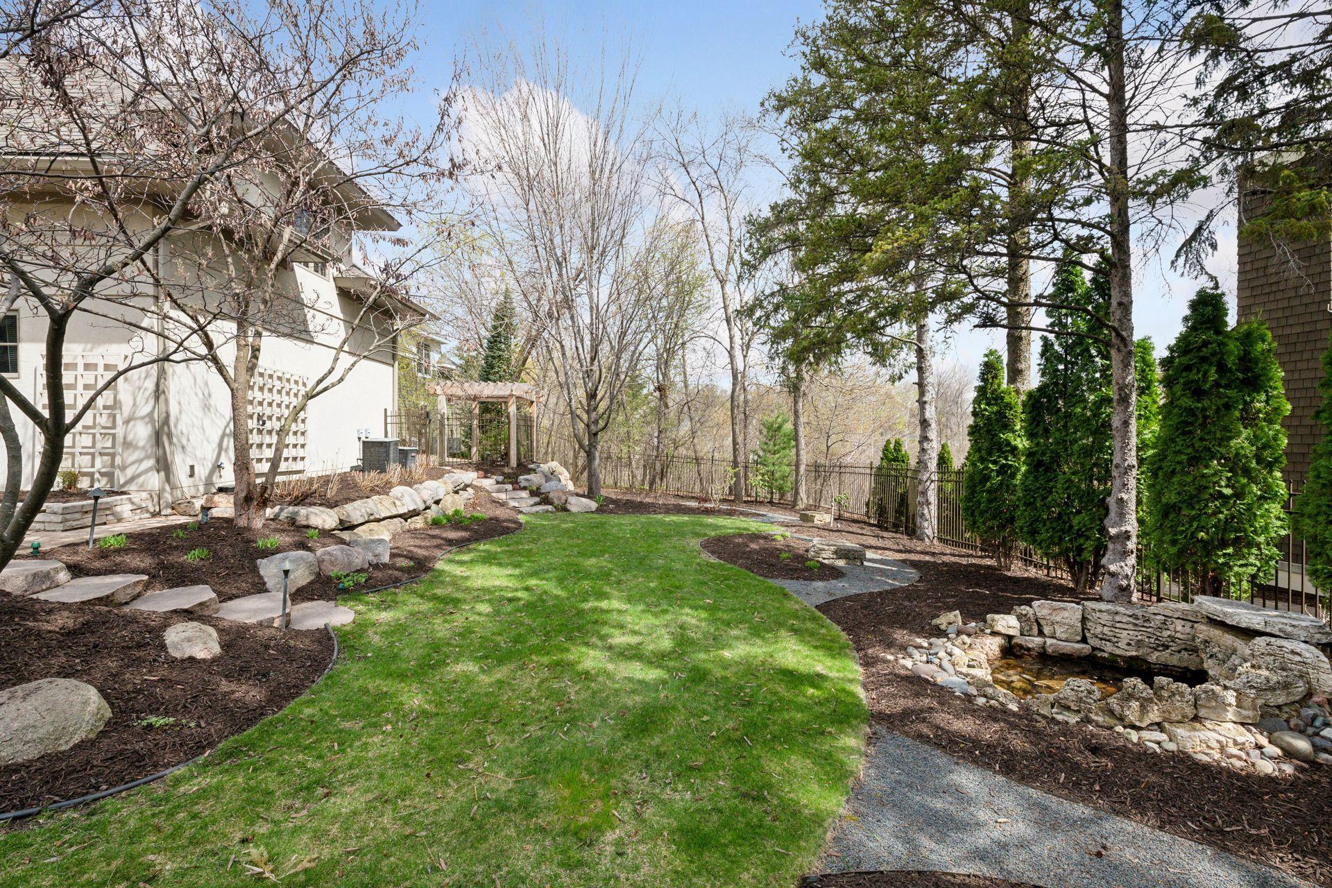 2227 Portico Green