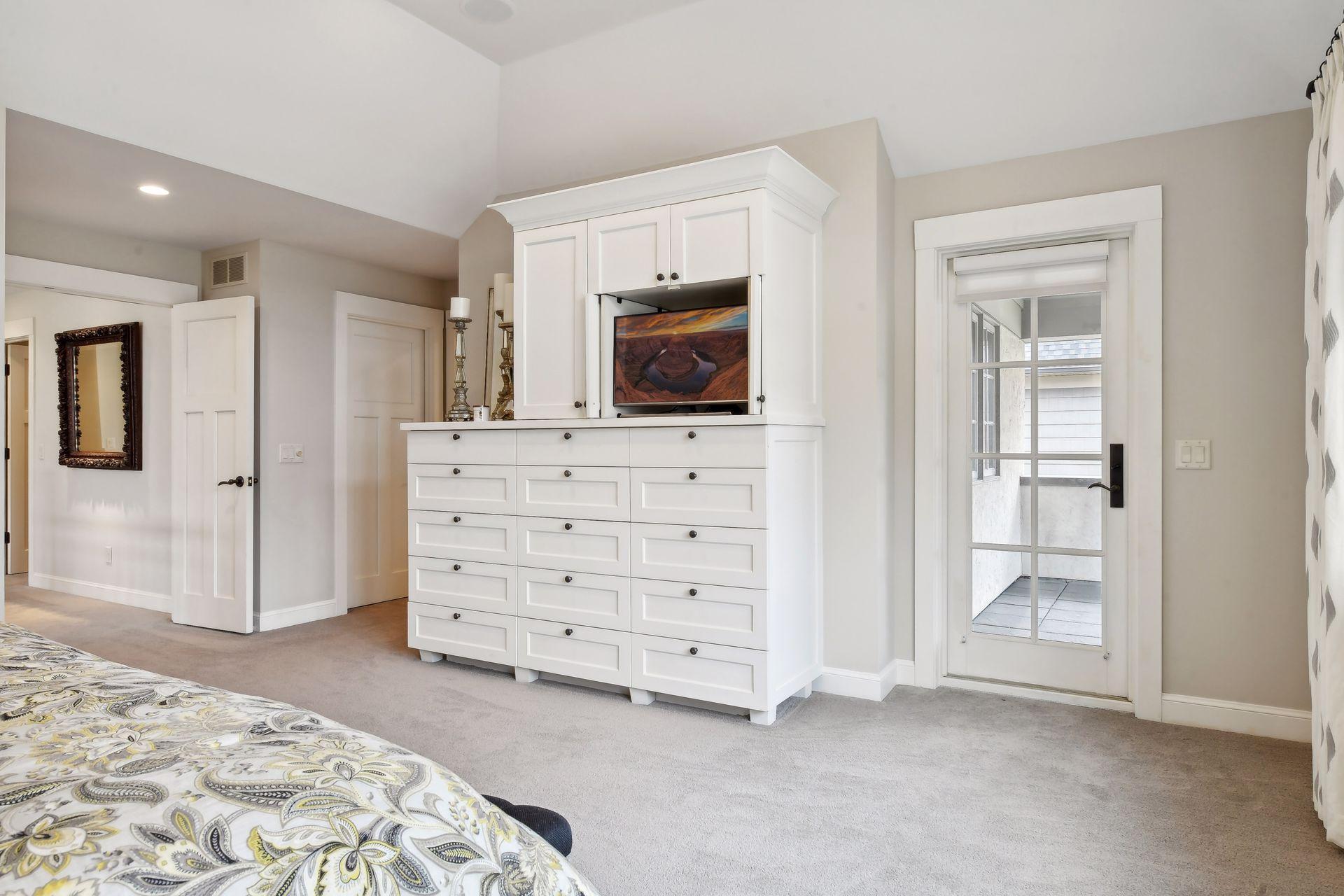 2227 Portico Green