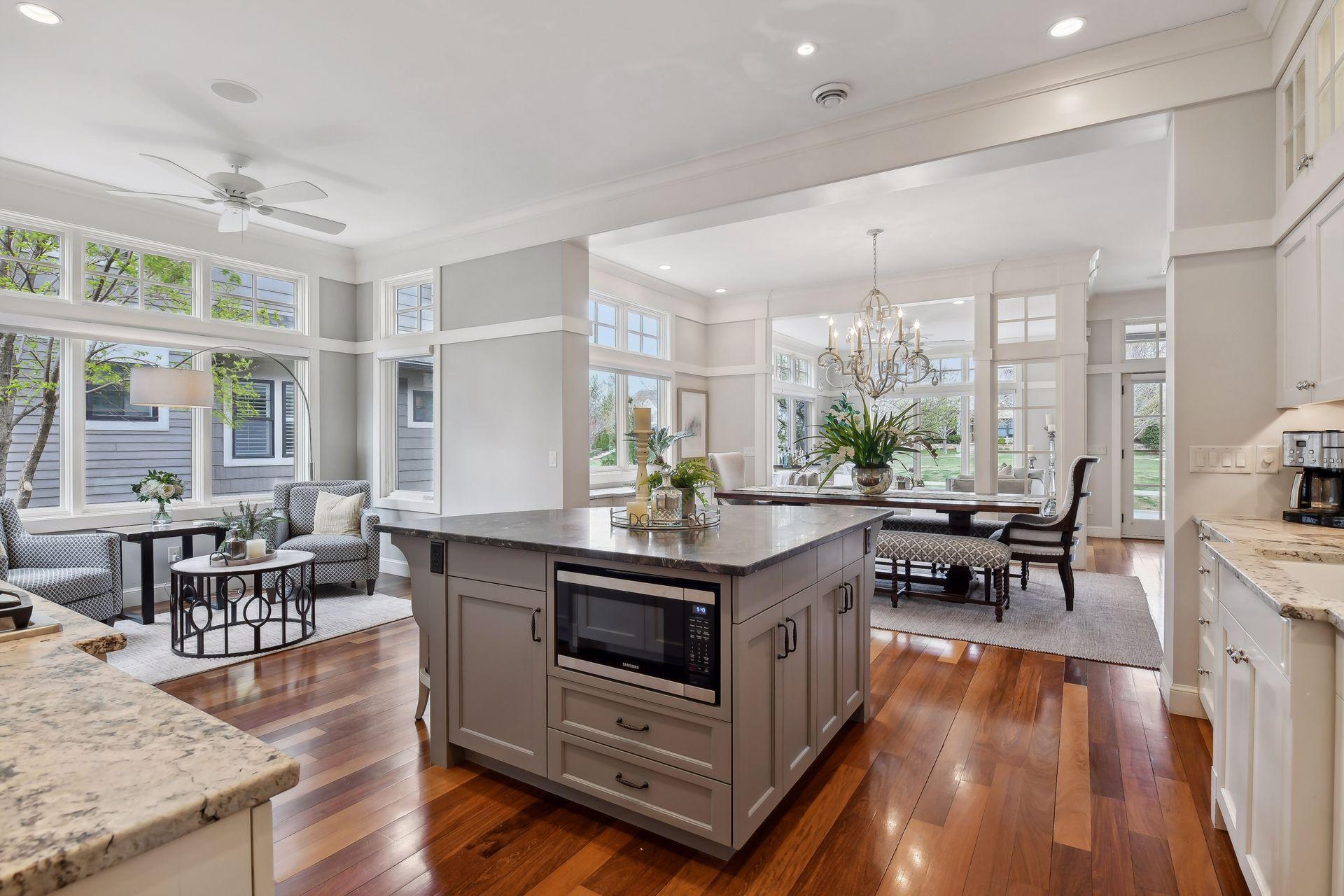 2227 Portico Green