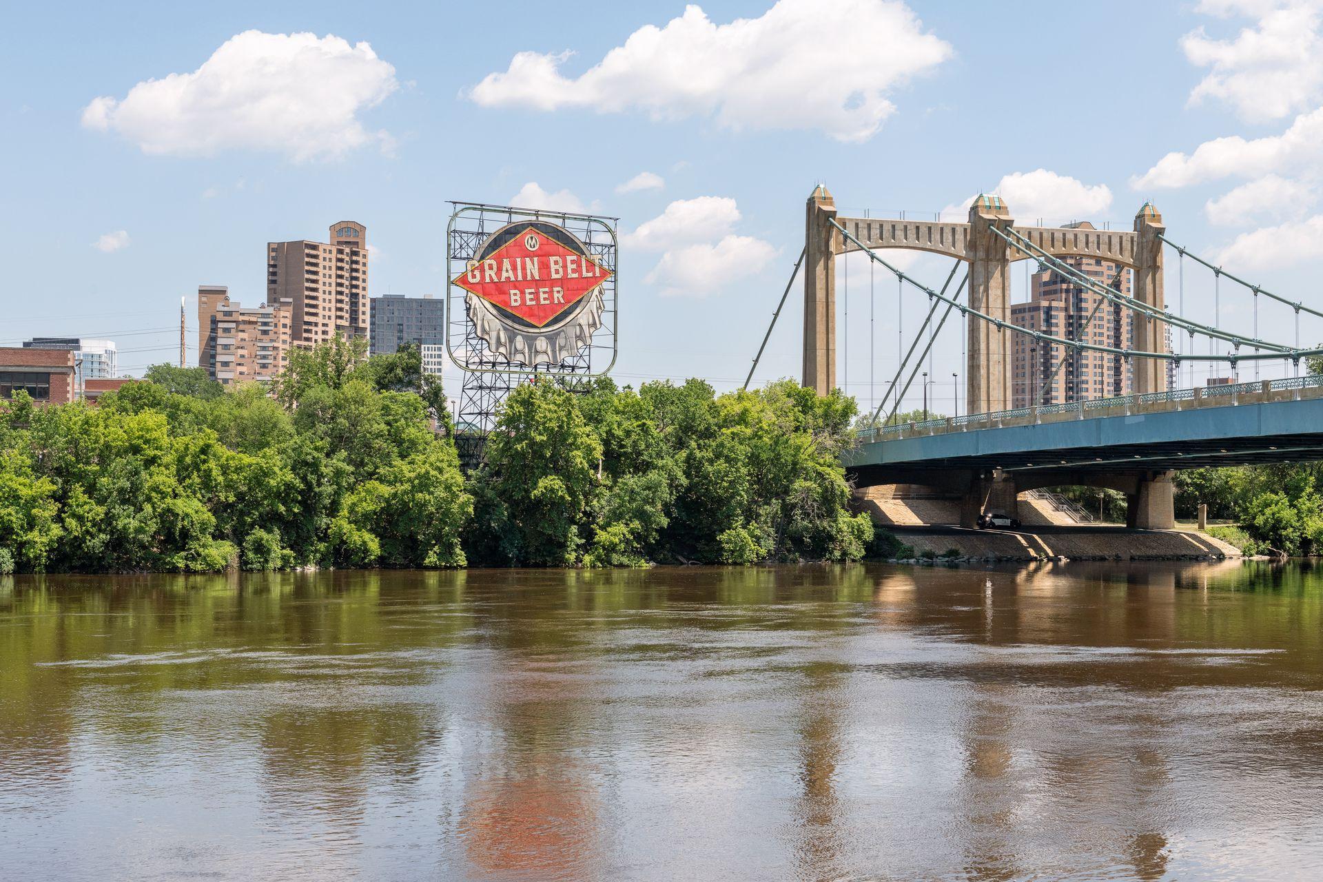 636 22nd Avenue NE Unit: 7