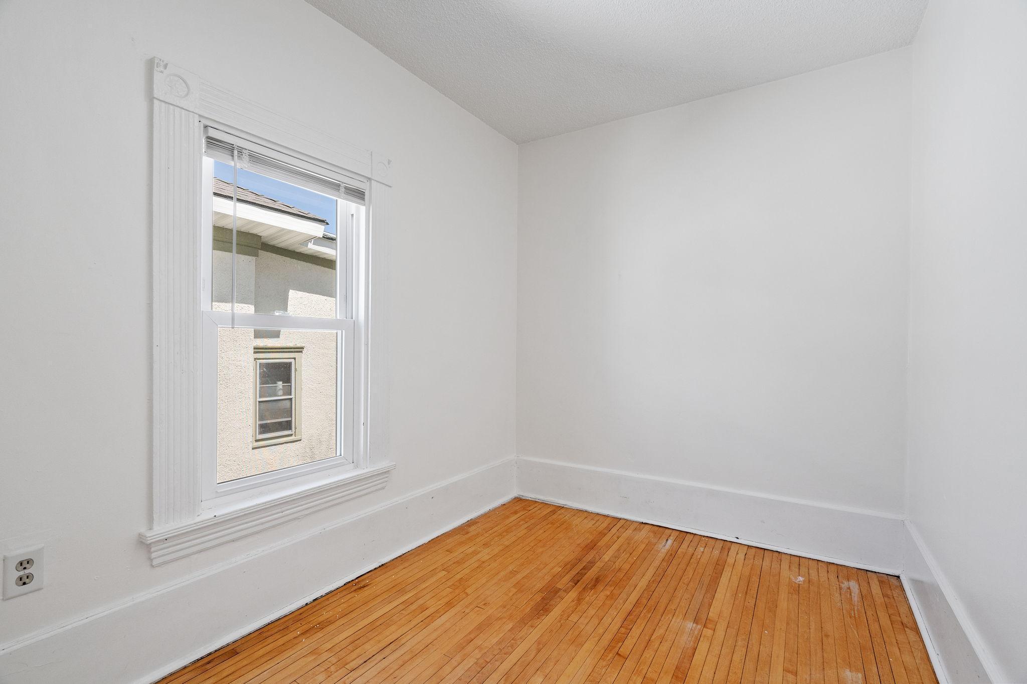 2745 Aldrich Avenue S