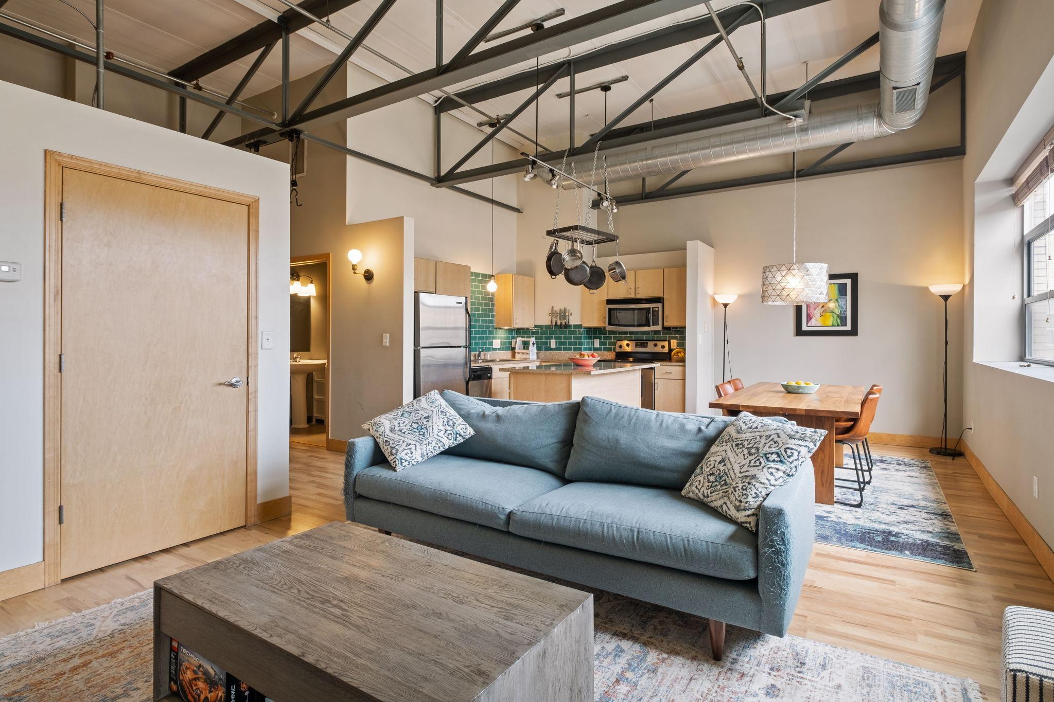 111 E Franklin Avenue Unit: 304