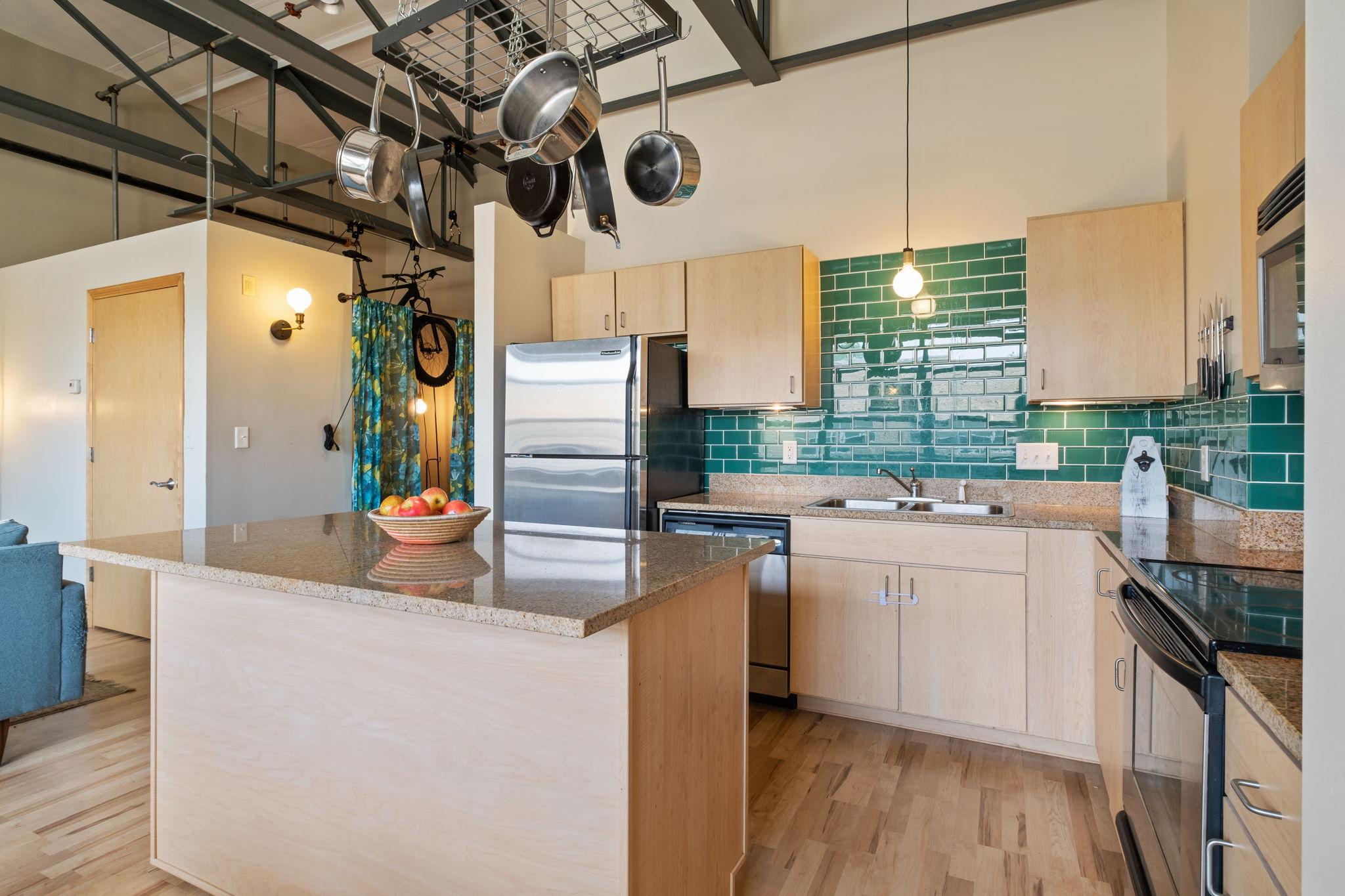 111 E Franklin Avenue Unit: 304
