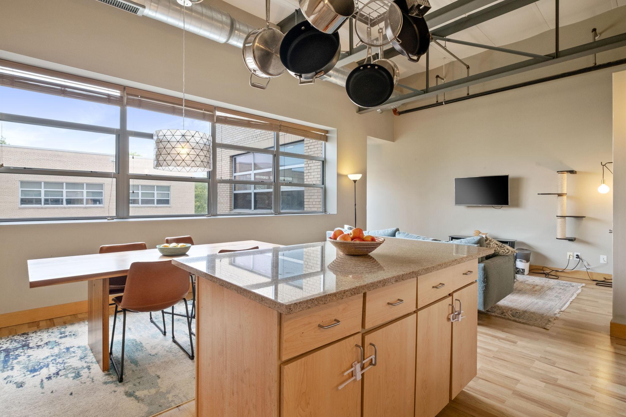 111 E Franklin Avenue Unit: 304