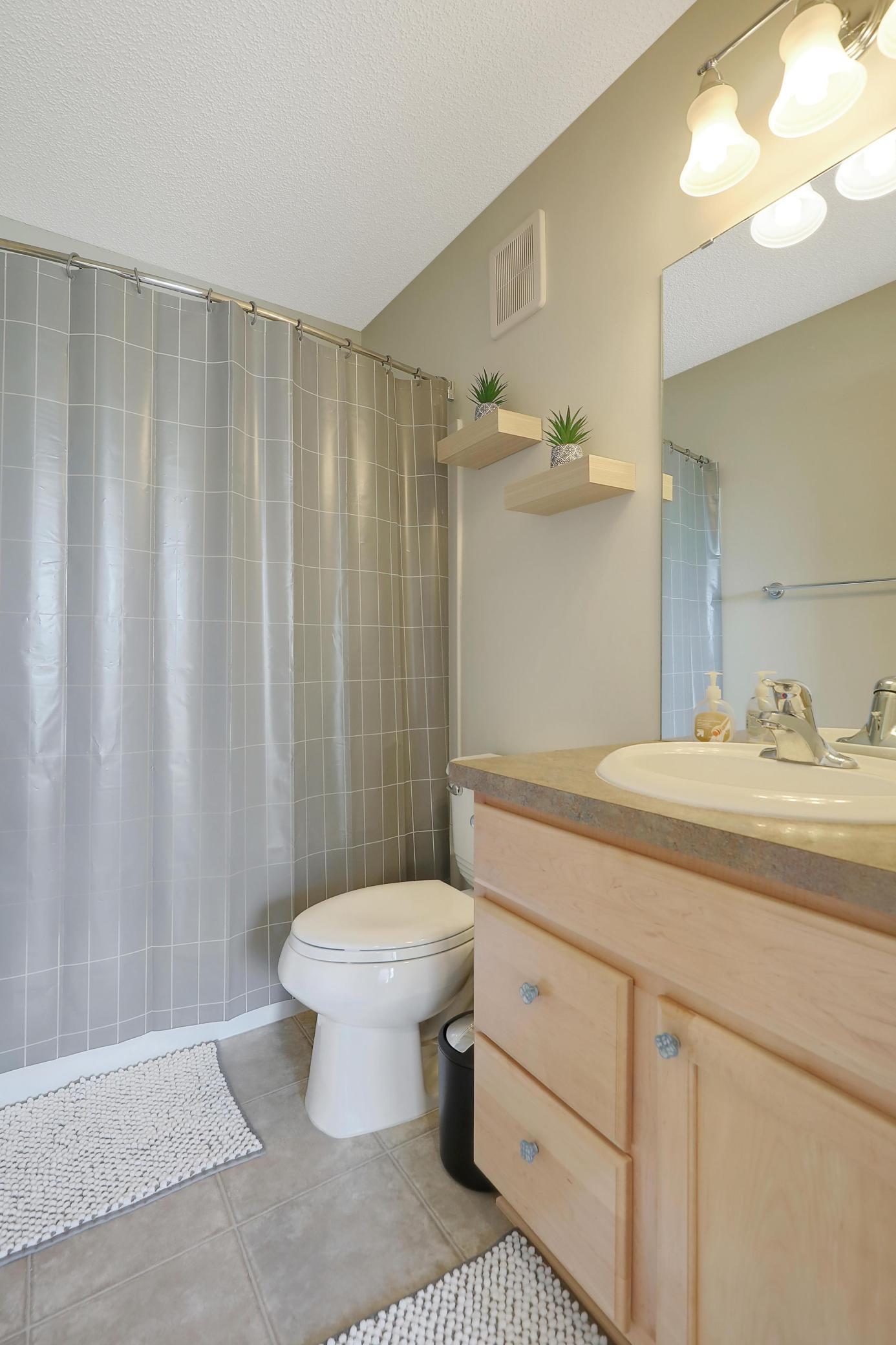 15225 Fanning Drive N