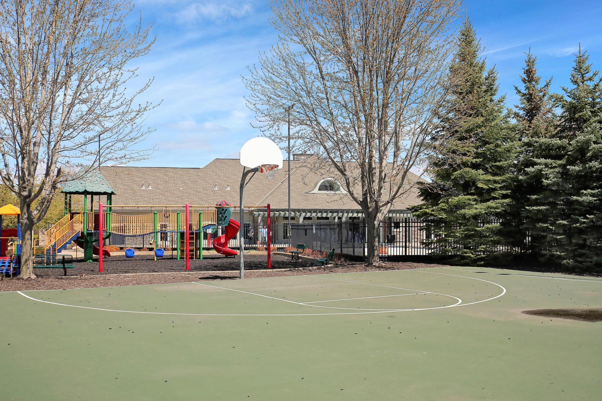 15225 Fanning Drive N