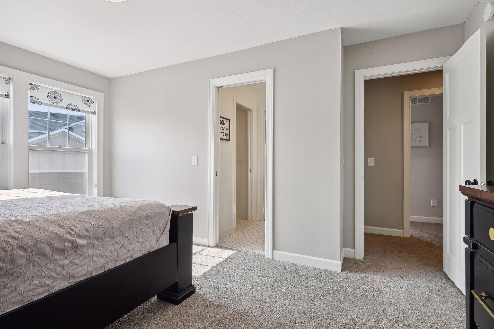 4489 Bluebell Trail S