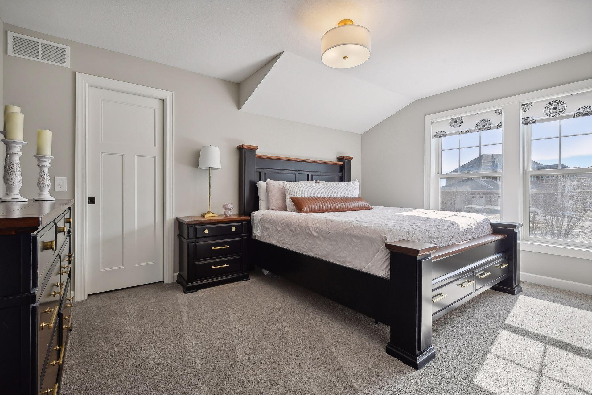 4489 Bluebell Trail S