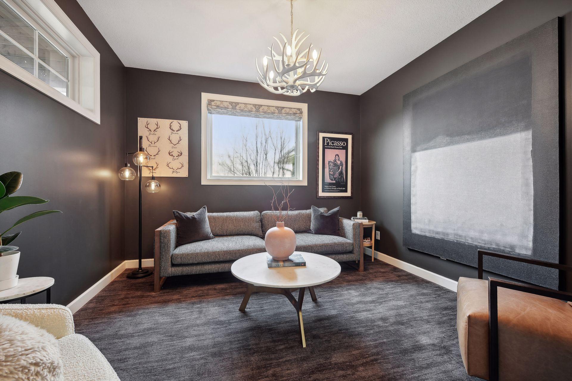 4489 Bluebell Trail S