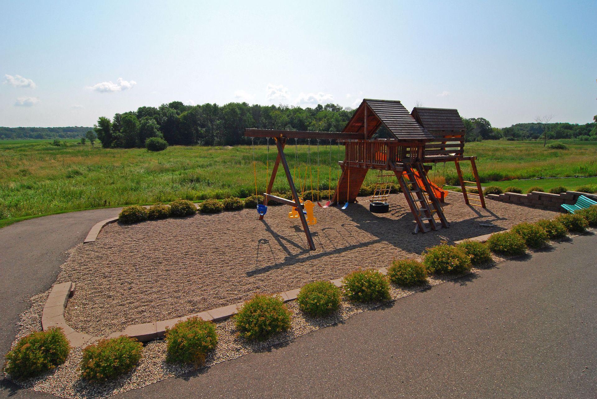 4489 Bluebell Trail S