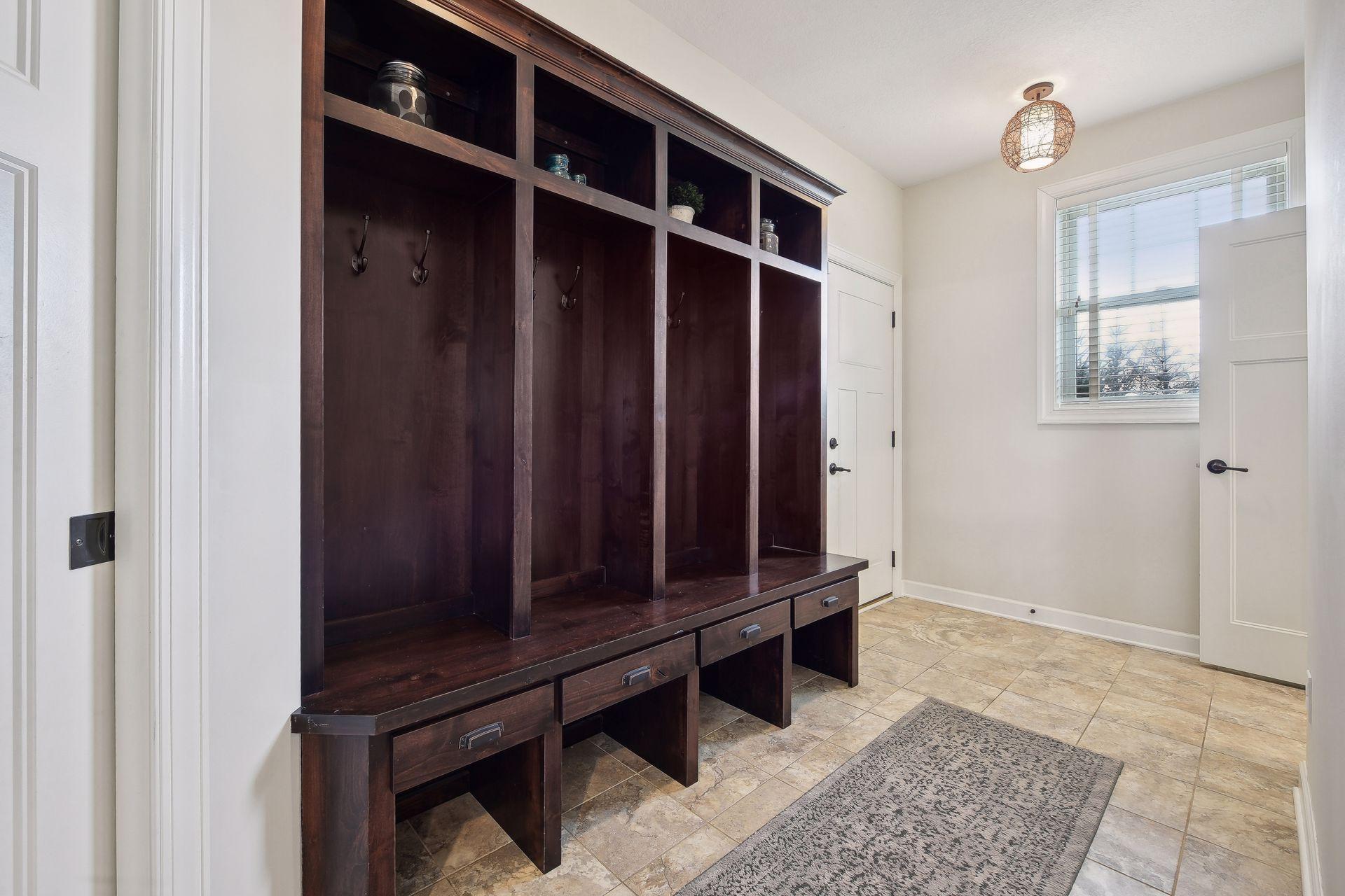 4489 Bluebell Trail S