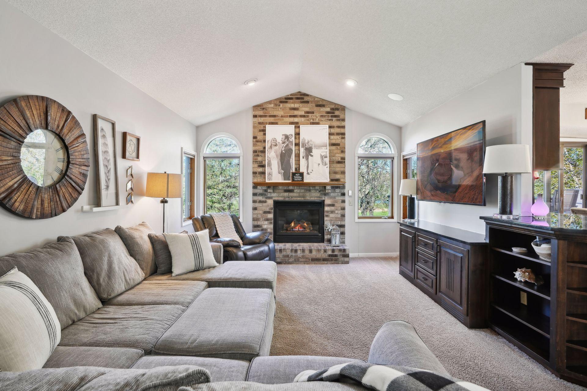 10180 Elm Creek Trail N