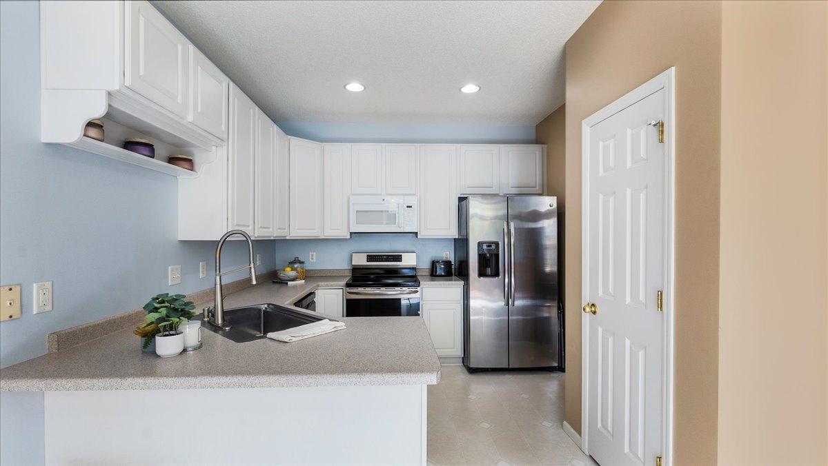 1375 White Oak Drive