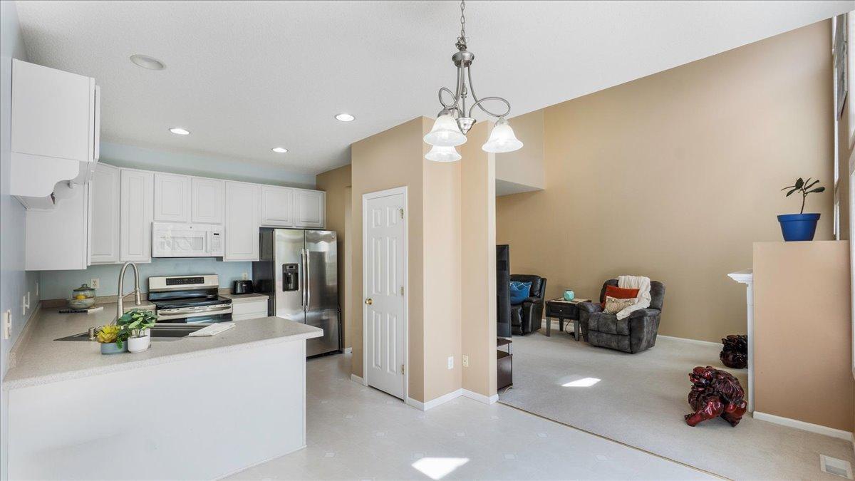 1375 White Oak Drive