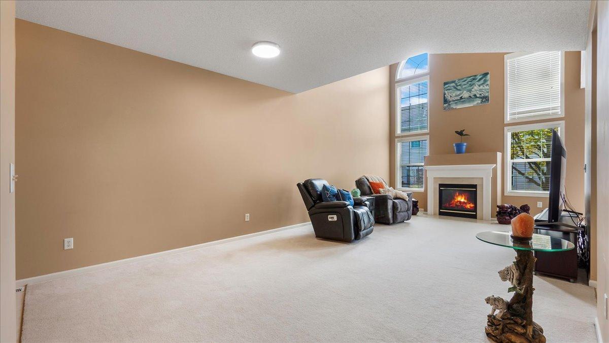 1375 White Oak Drive