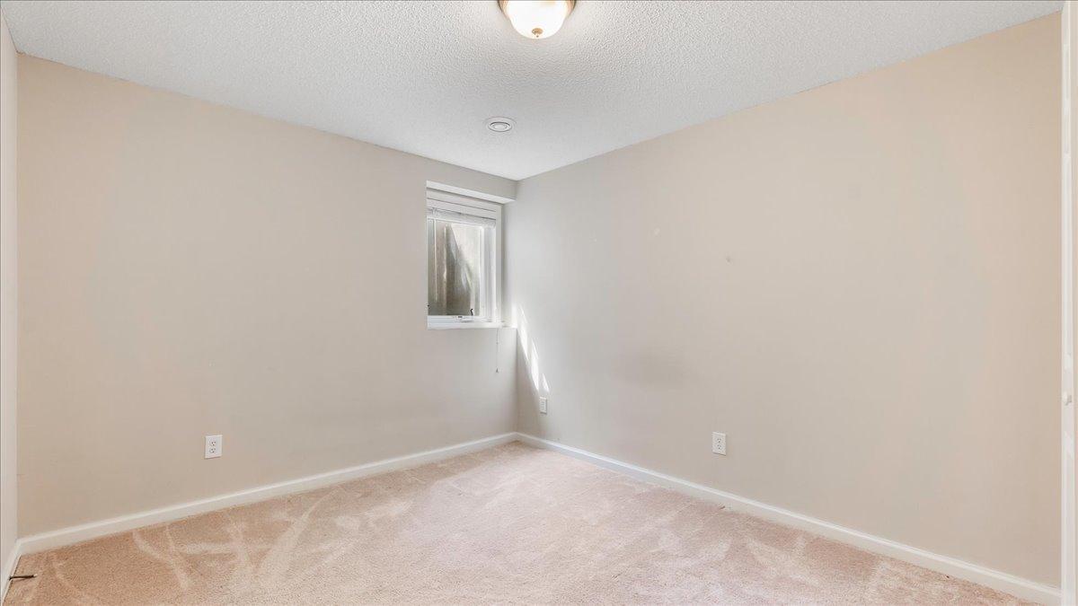 1375 White Oak Drive