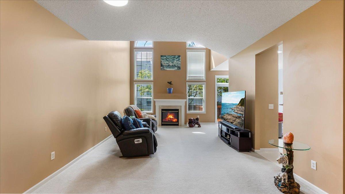 1375 White Oak Drive
