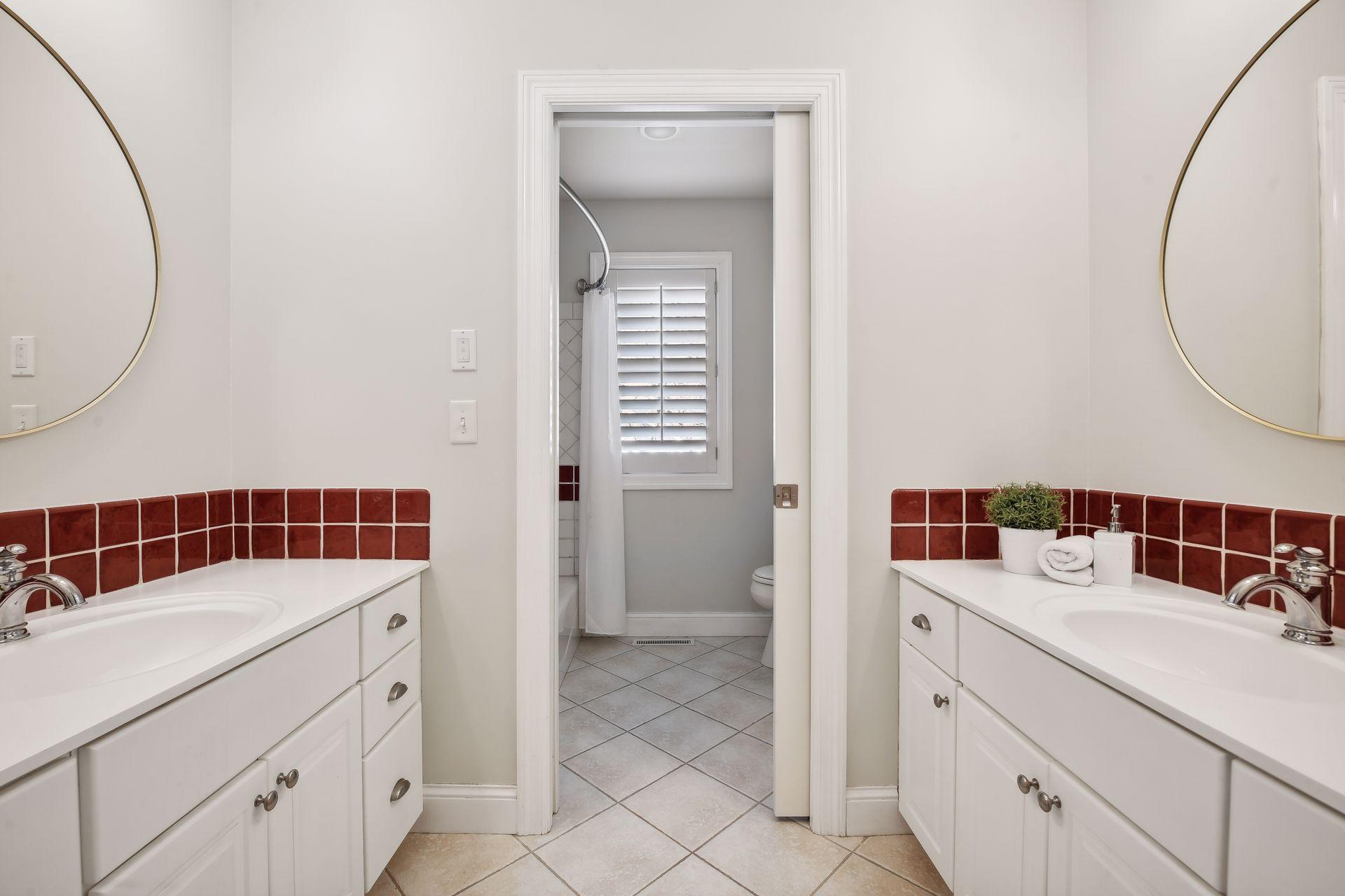 13940 Emerald Ridge