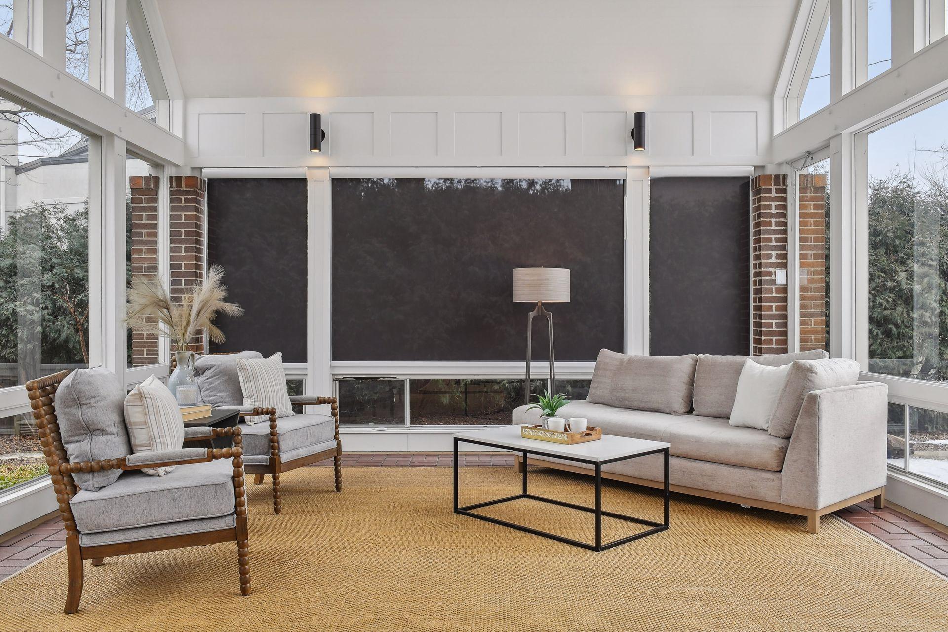 1418 Mount Curve Avenue