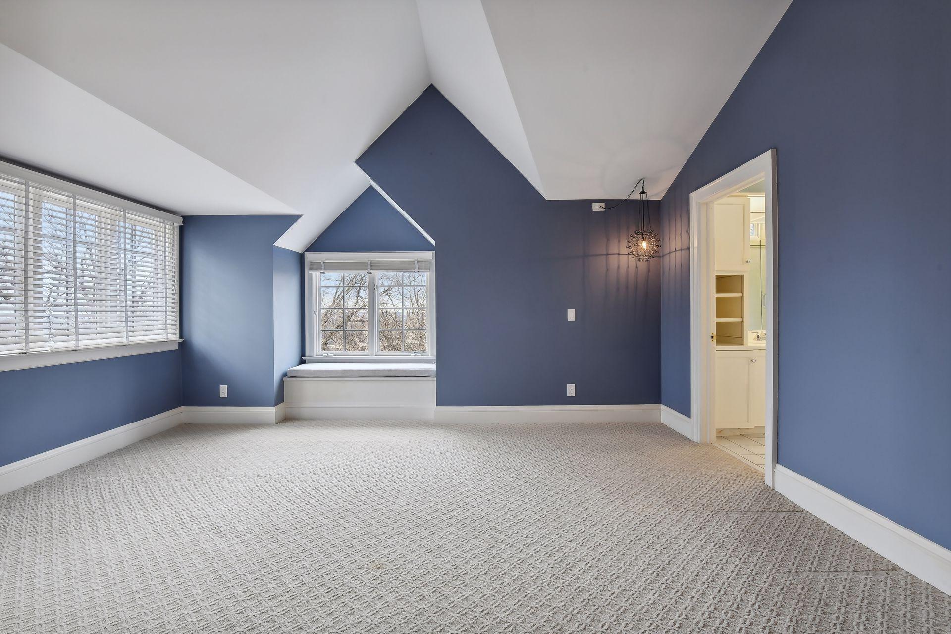 1418 Mount Curve Avenue