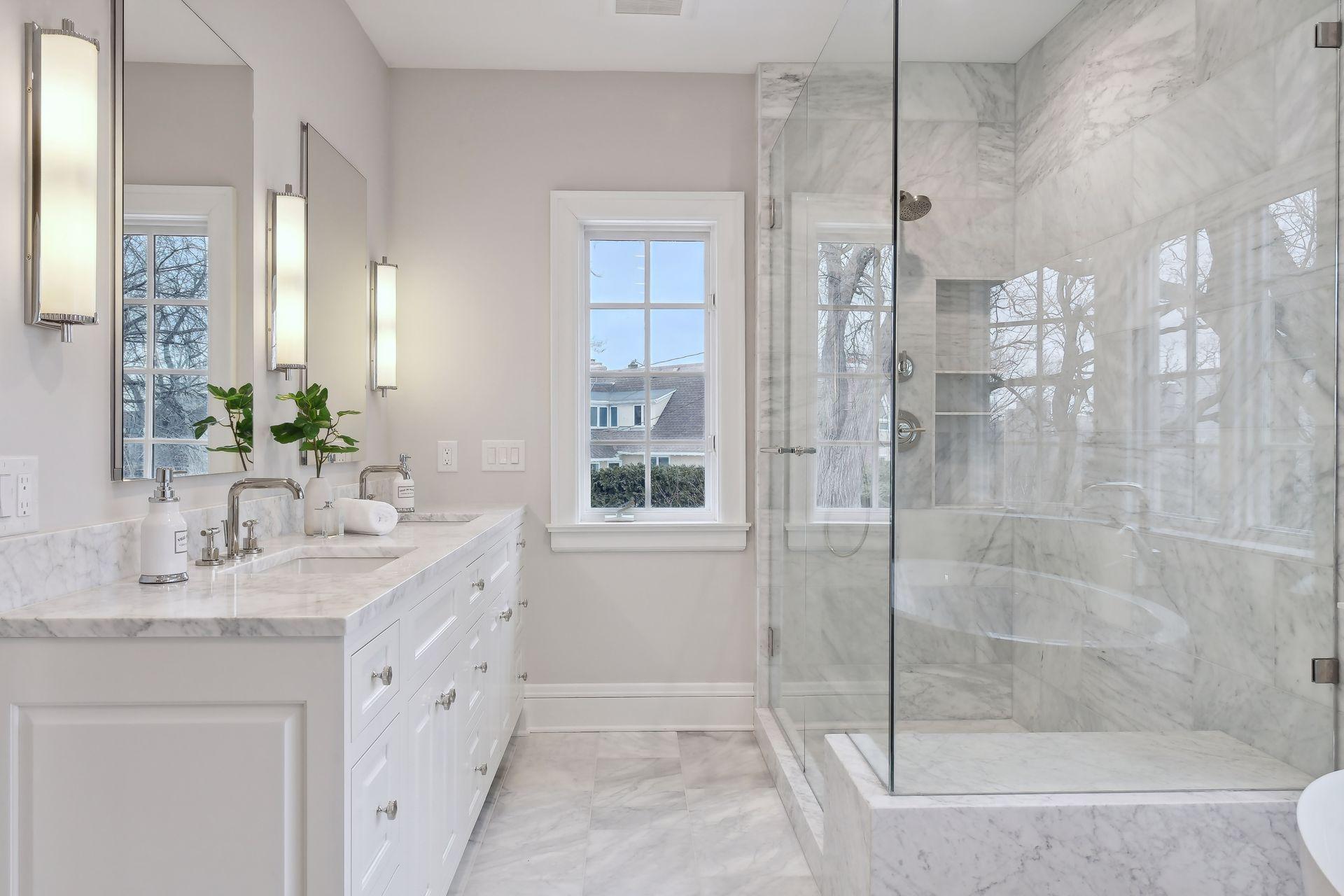 1418 Mount Curve Avenue