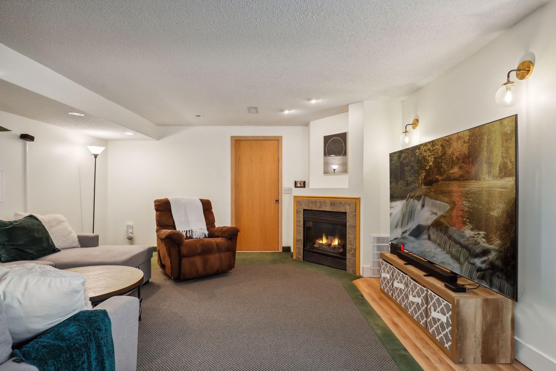 3023 Golden Valley Road