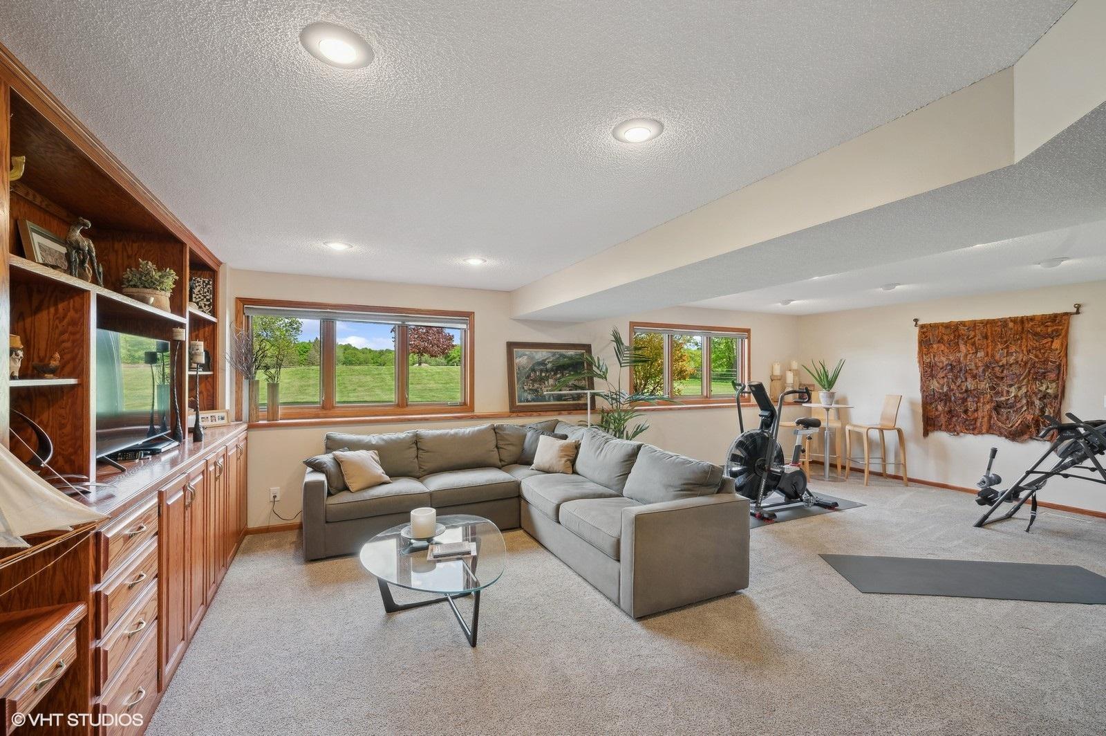 10680 Jonquil Lane