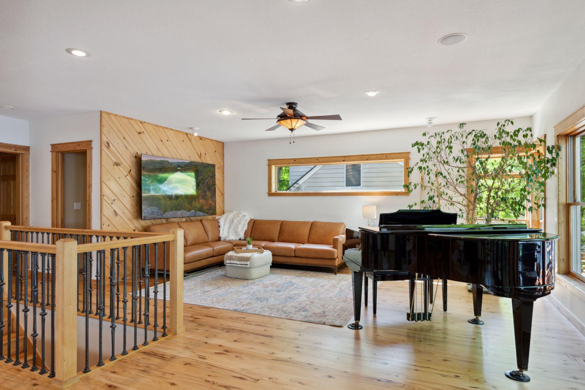 6256 Red Oak Road
