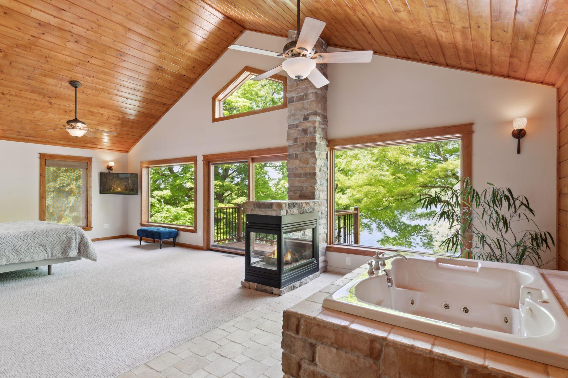 6256 Red Oak Road