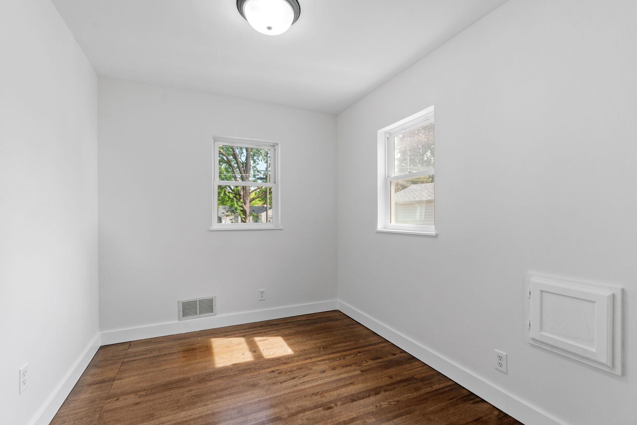 2119 Geranium Avenue E