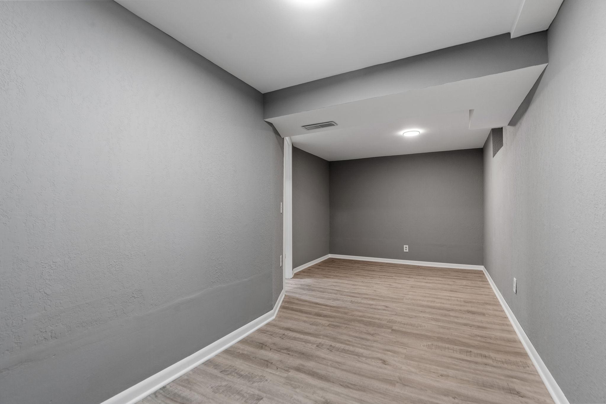 2119 Geranium Avenue E