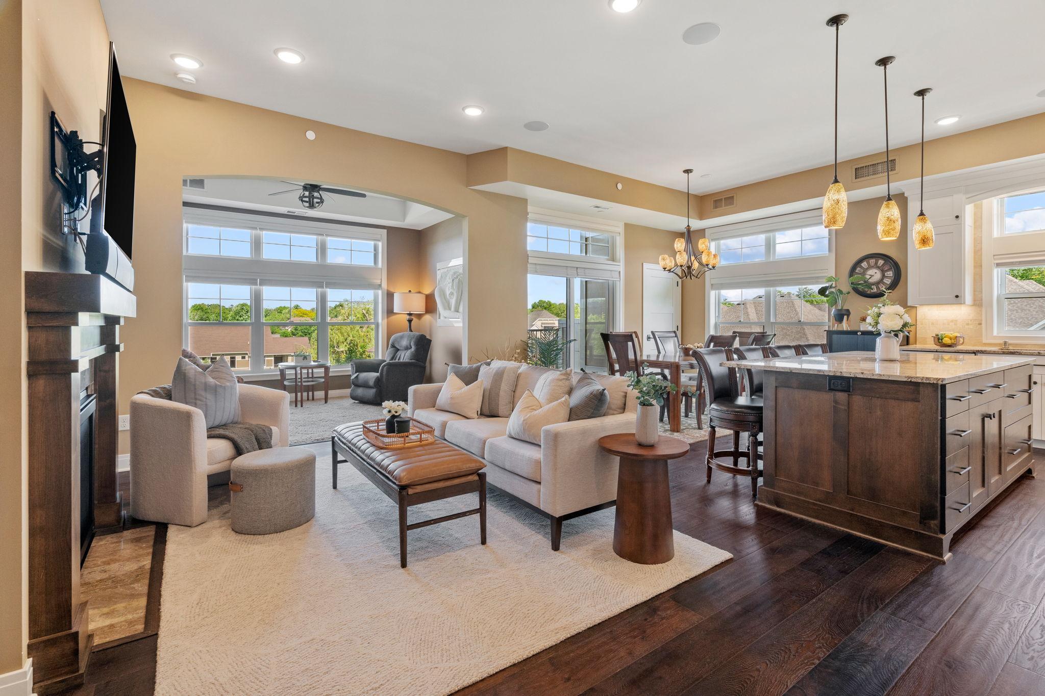 15420 Oakcroft Place Unit: 321