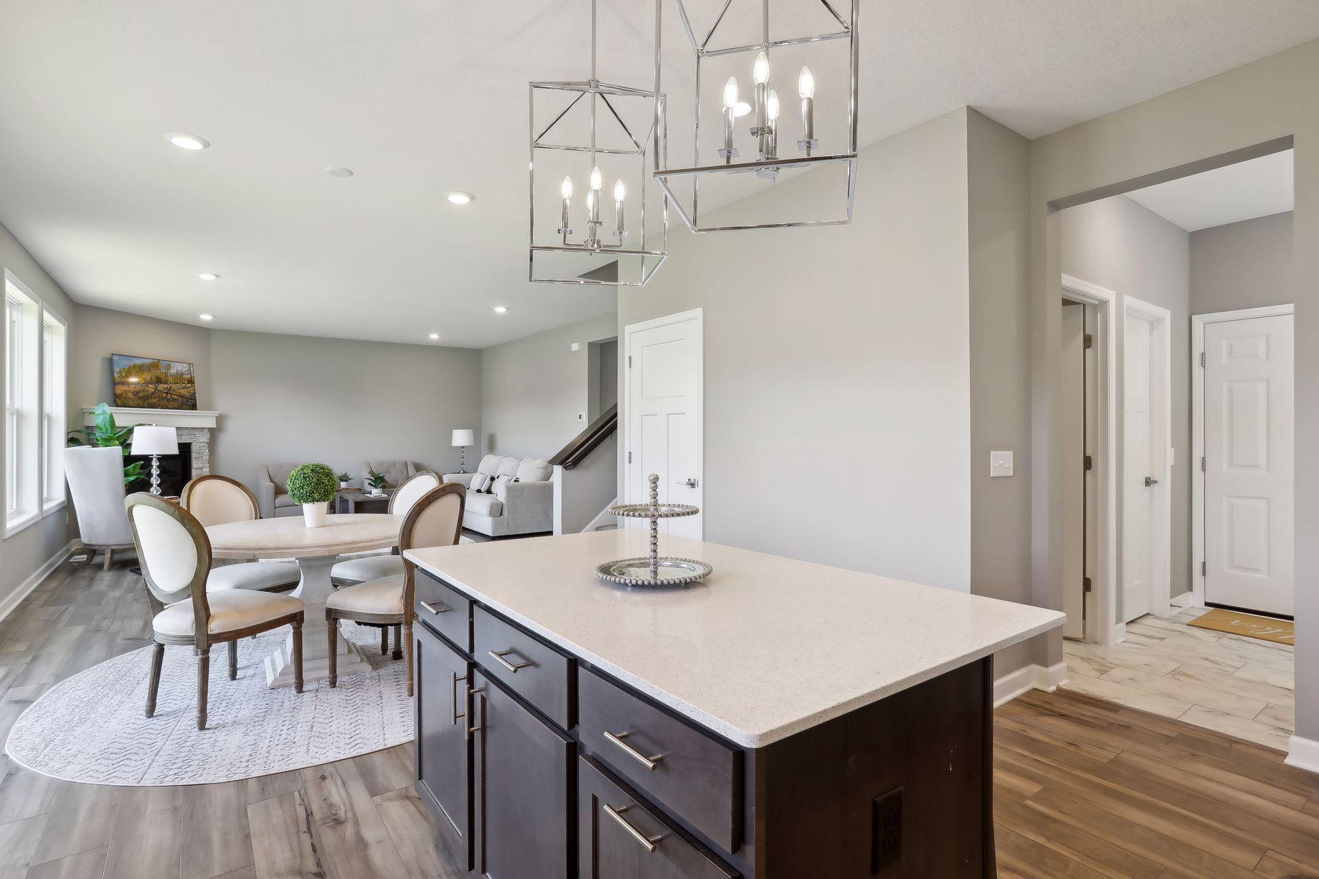 7397 Forest Lane