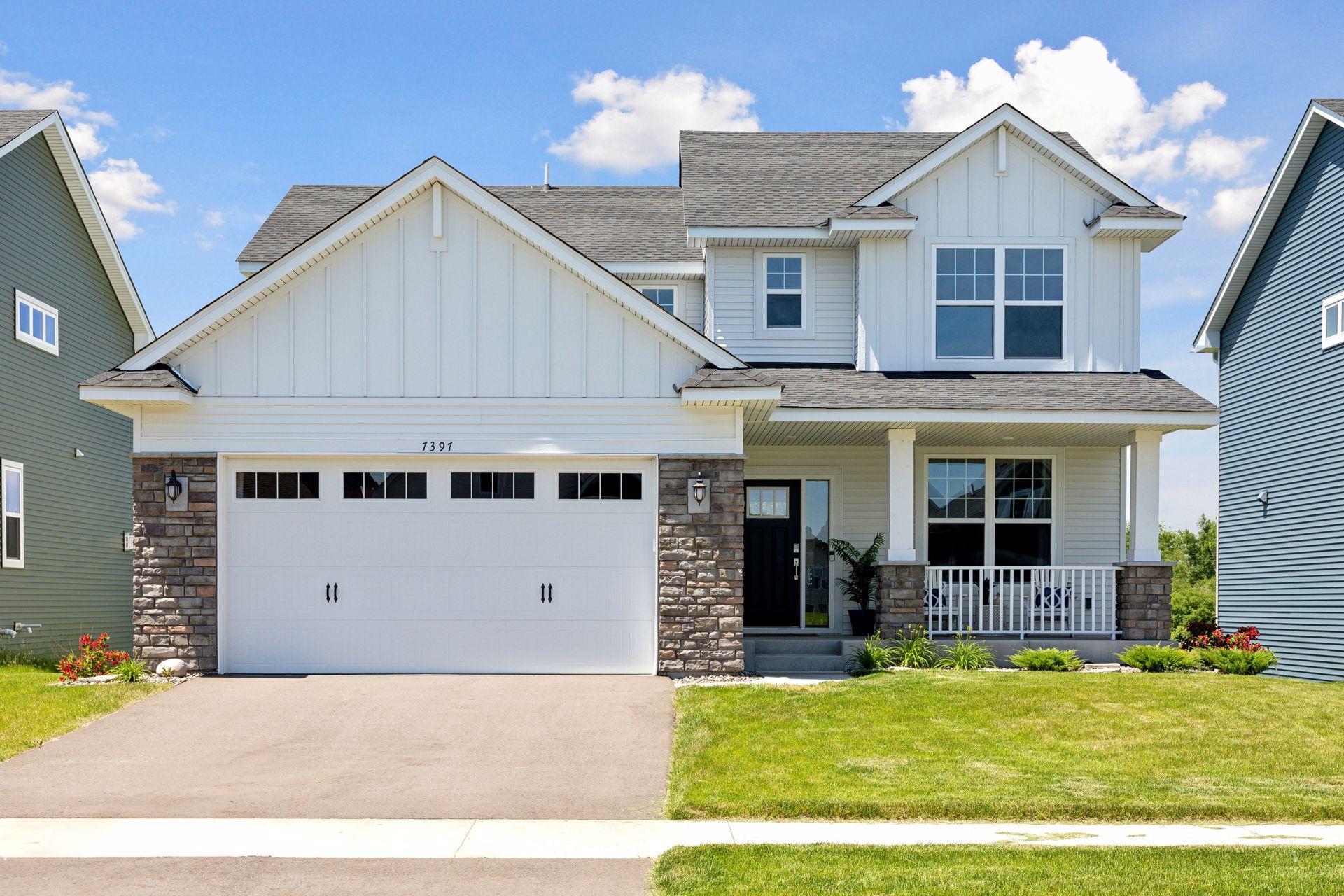 7397 Forest Lane