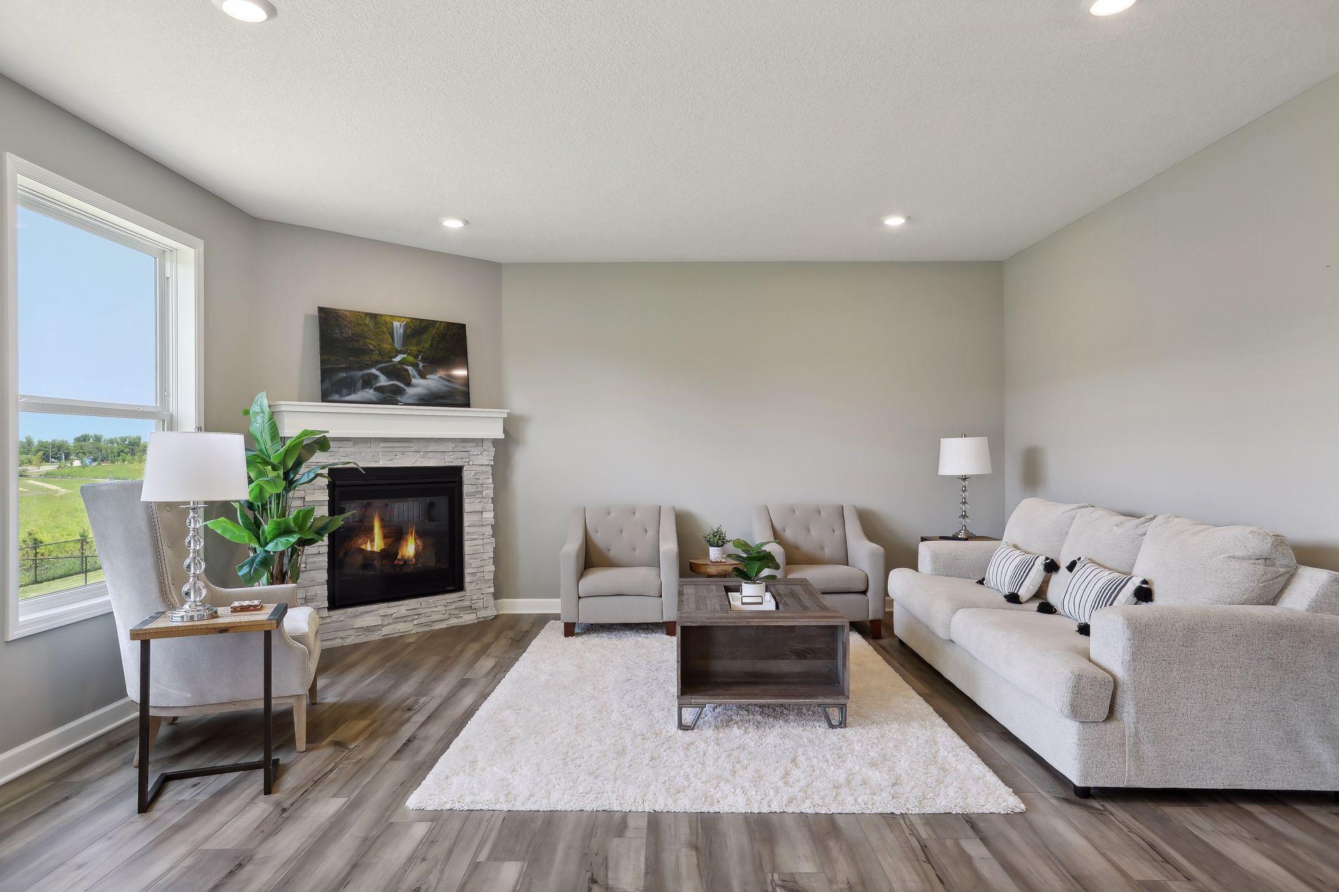 7397 Forest Lane