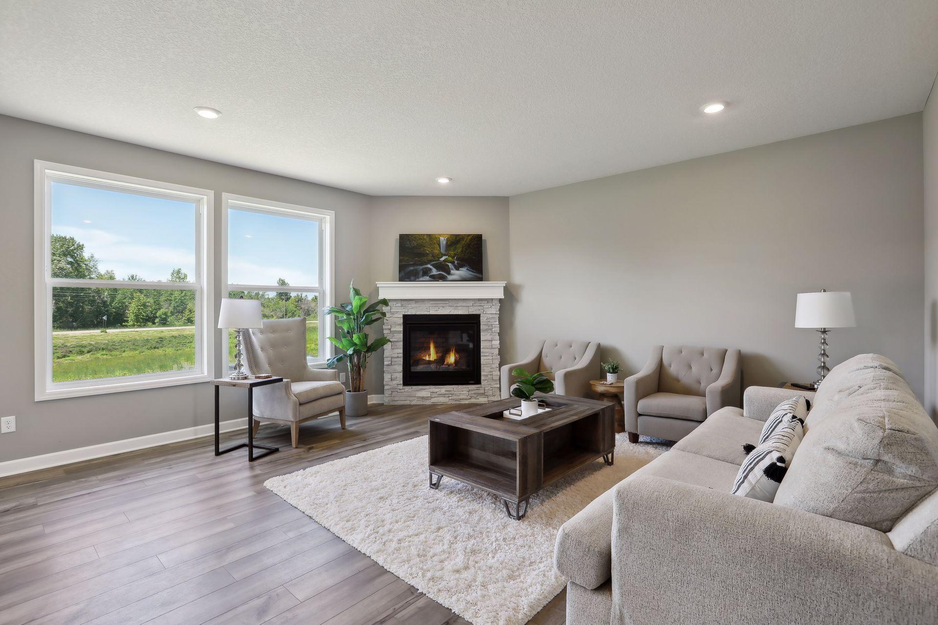 7397 Forest Lane