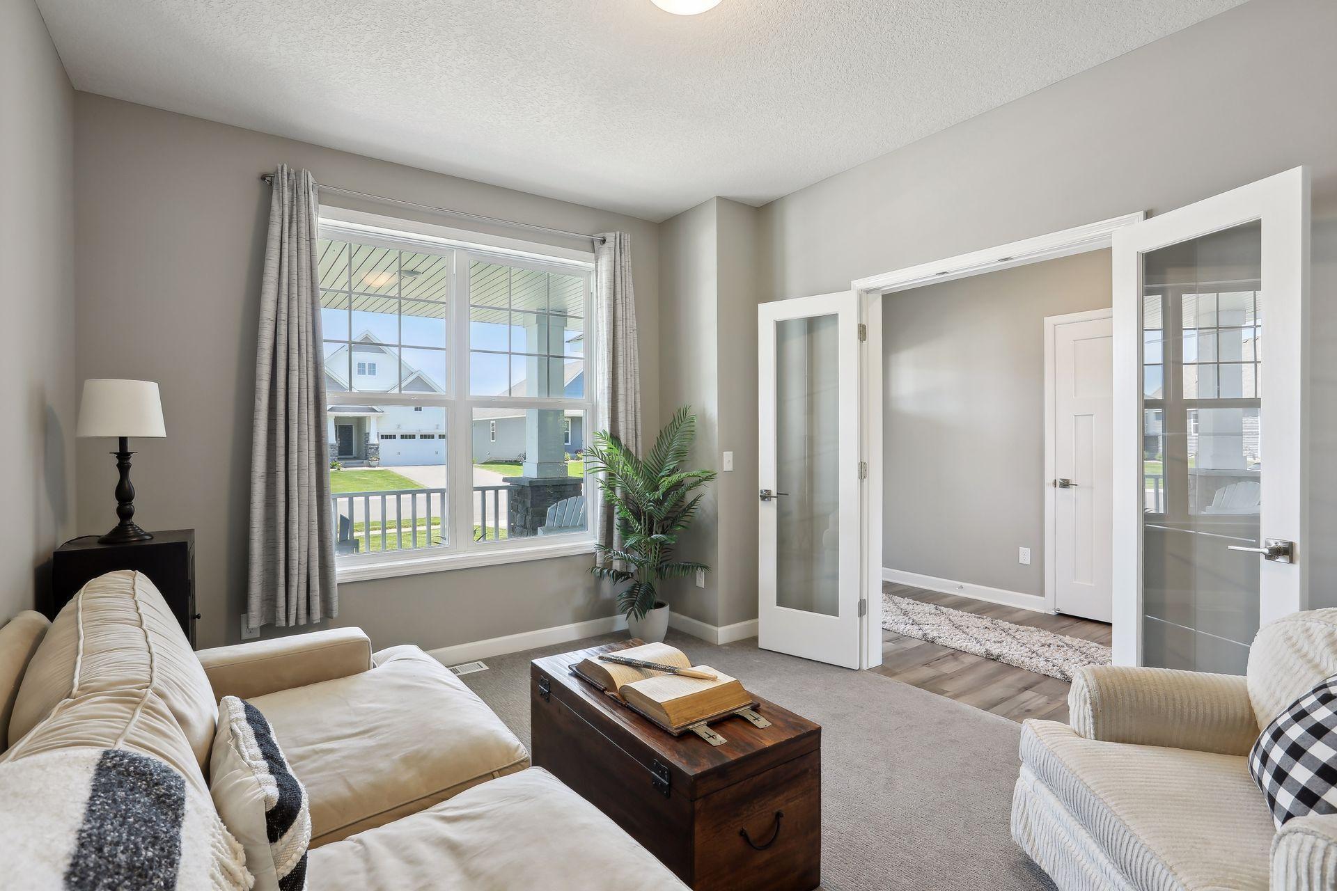 7397 Forest Lane