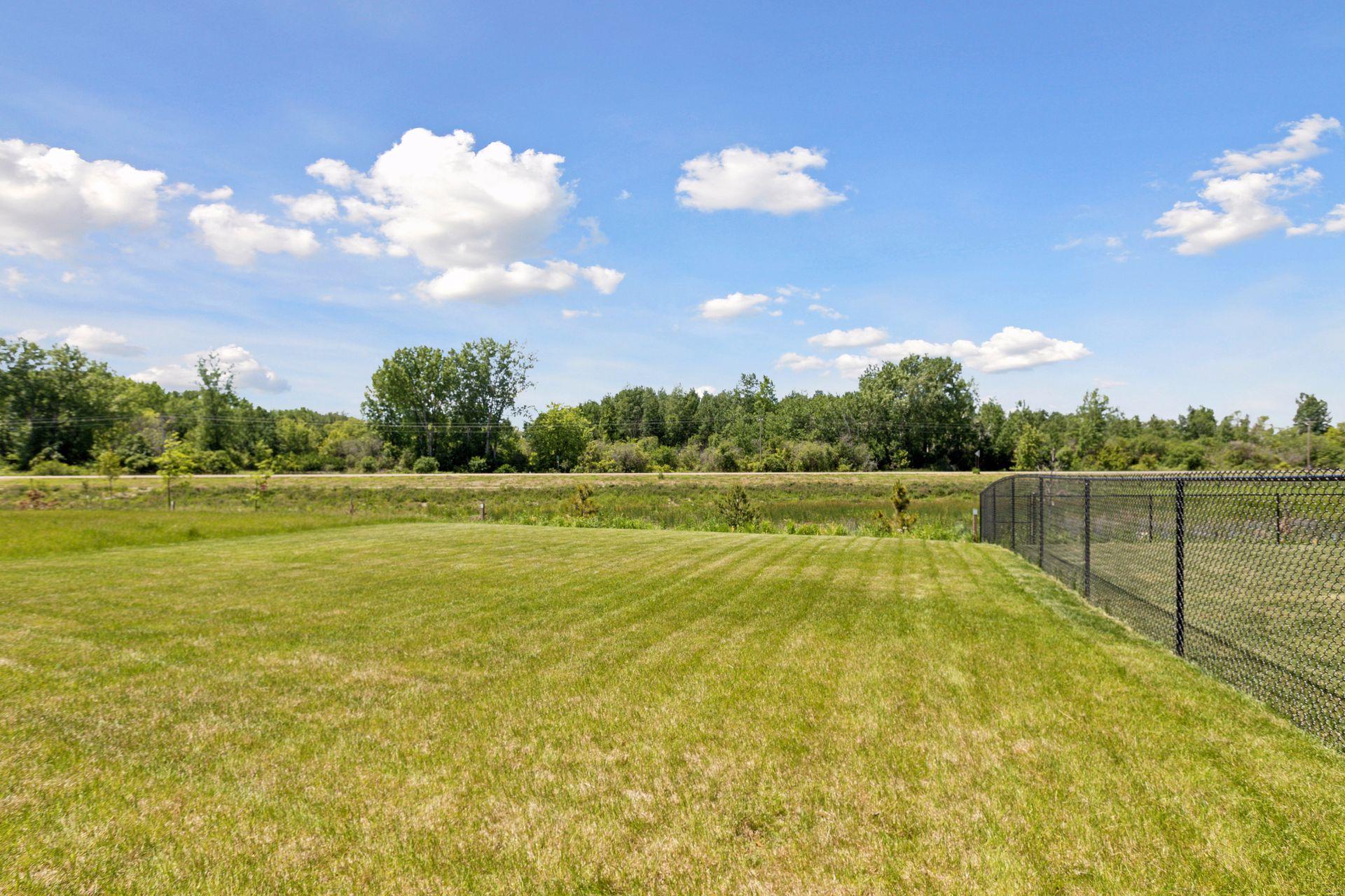 7397 Forest Lane