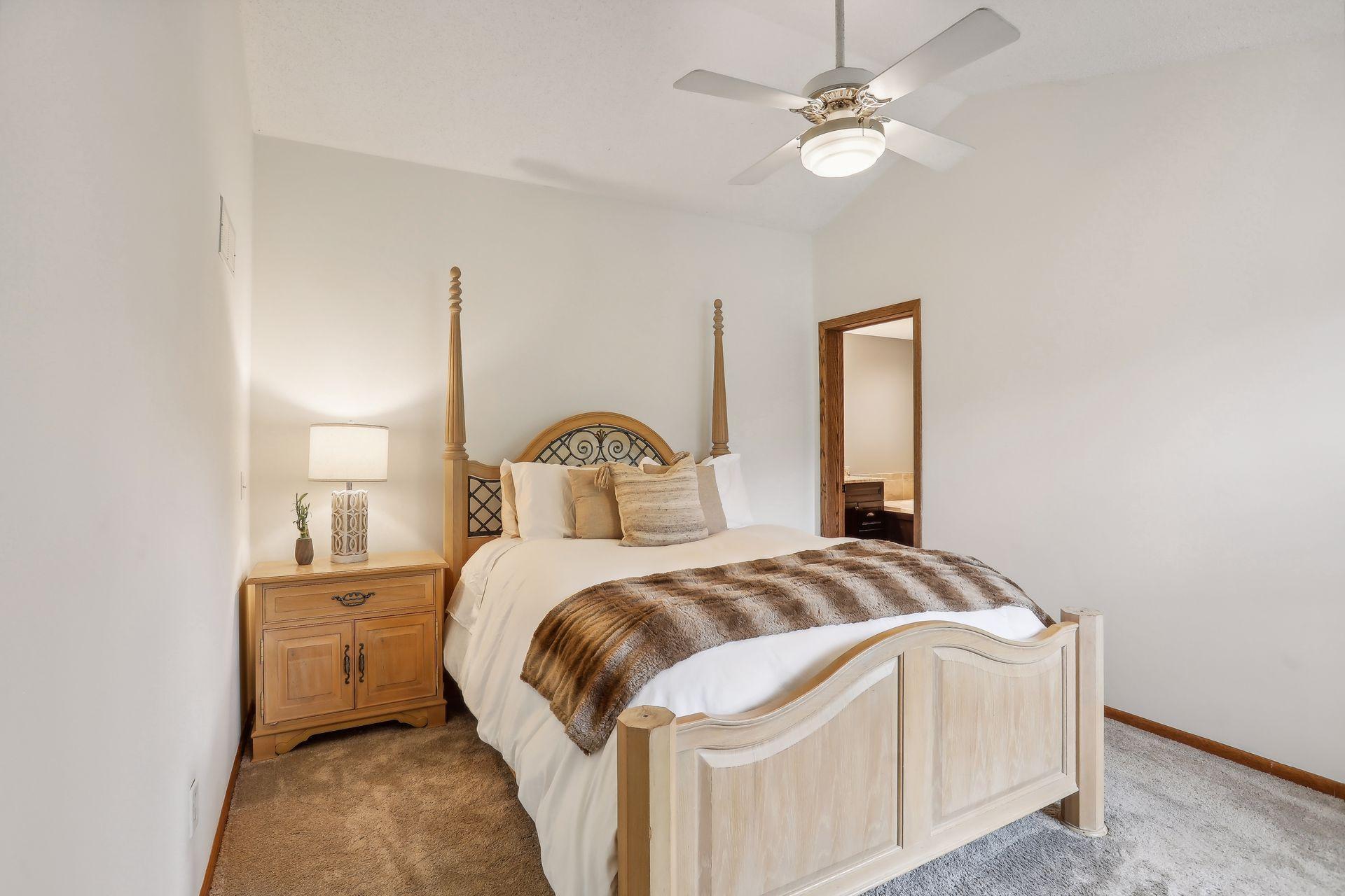 1860 Rolling Green Curve