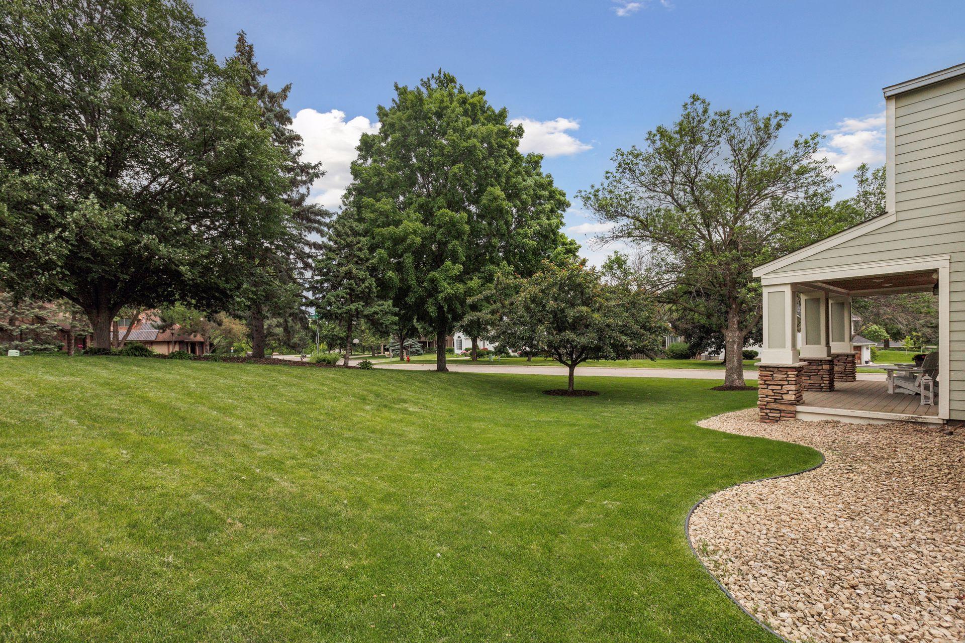 1860 Rolling Green Curve