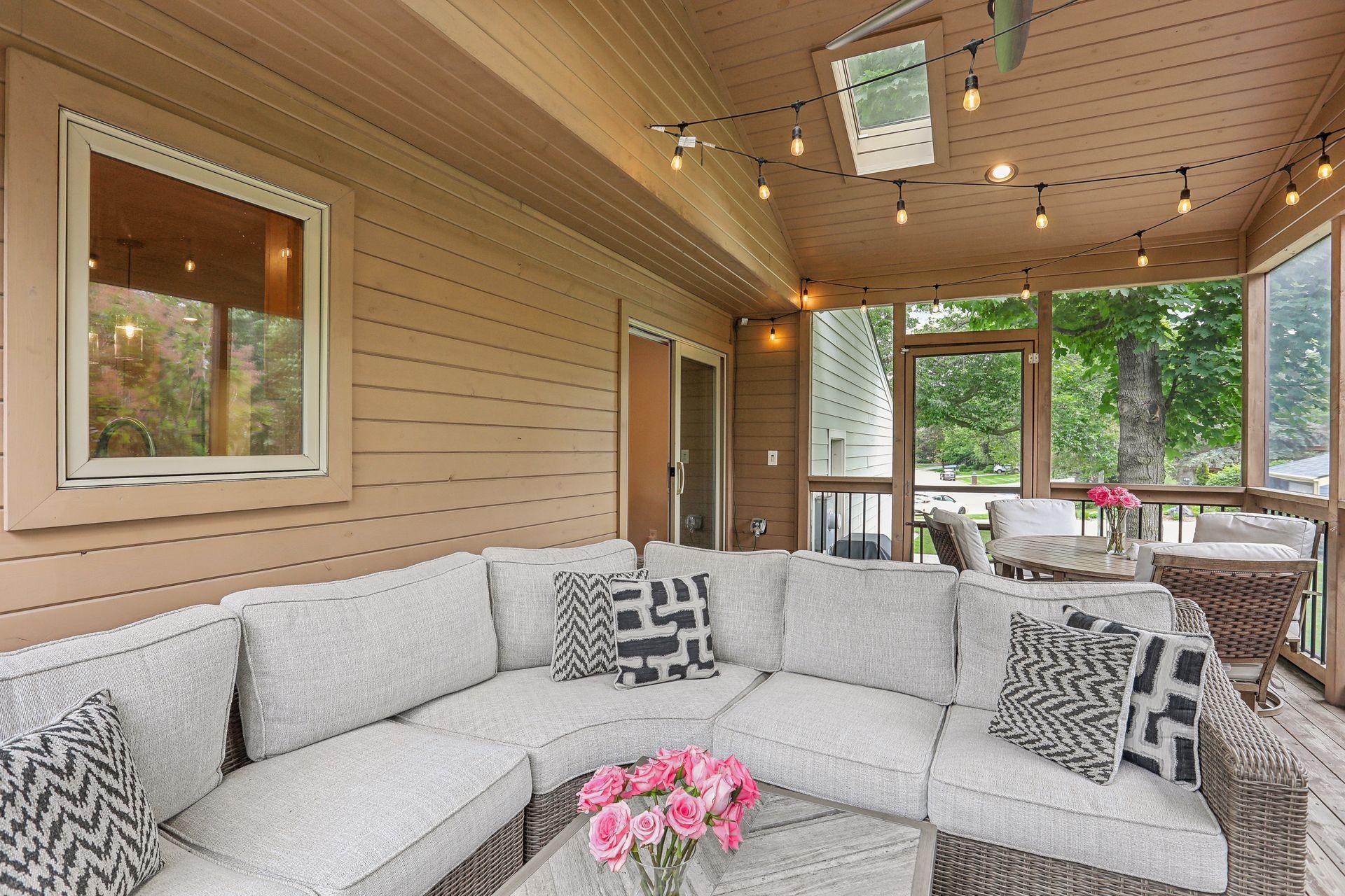 1860 Rolling Green Curve