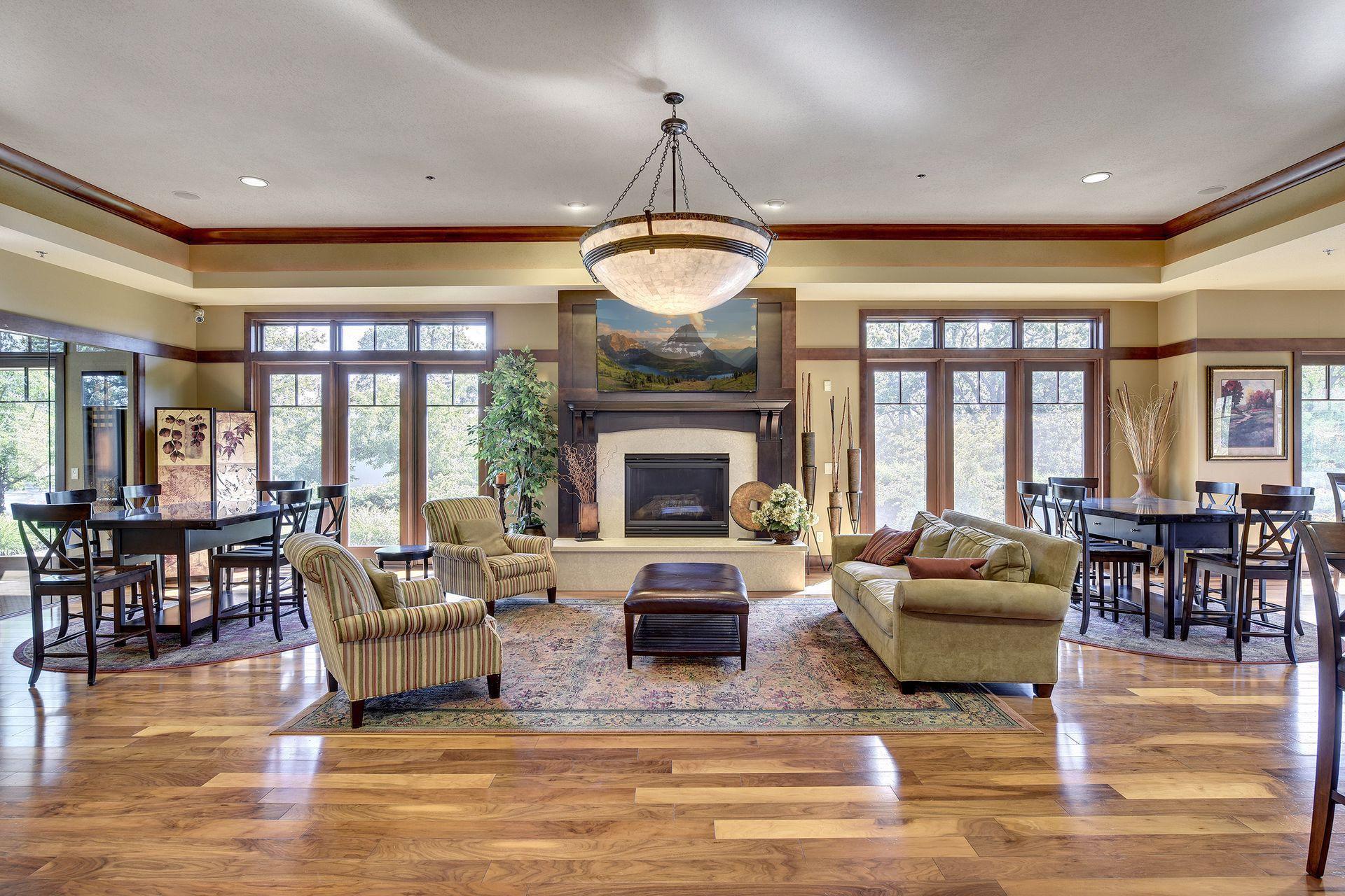 8652 Lake Riley Drive