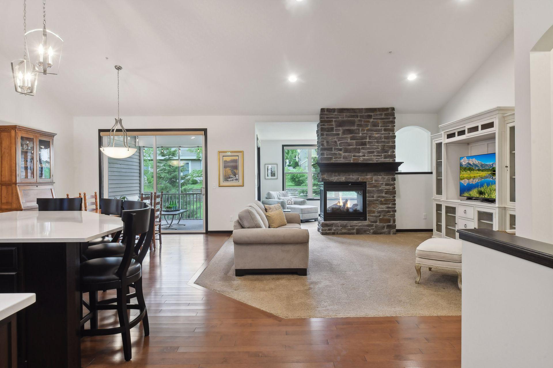 8652 Lake Riley Drive